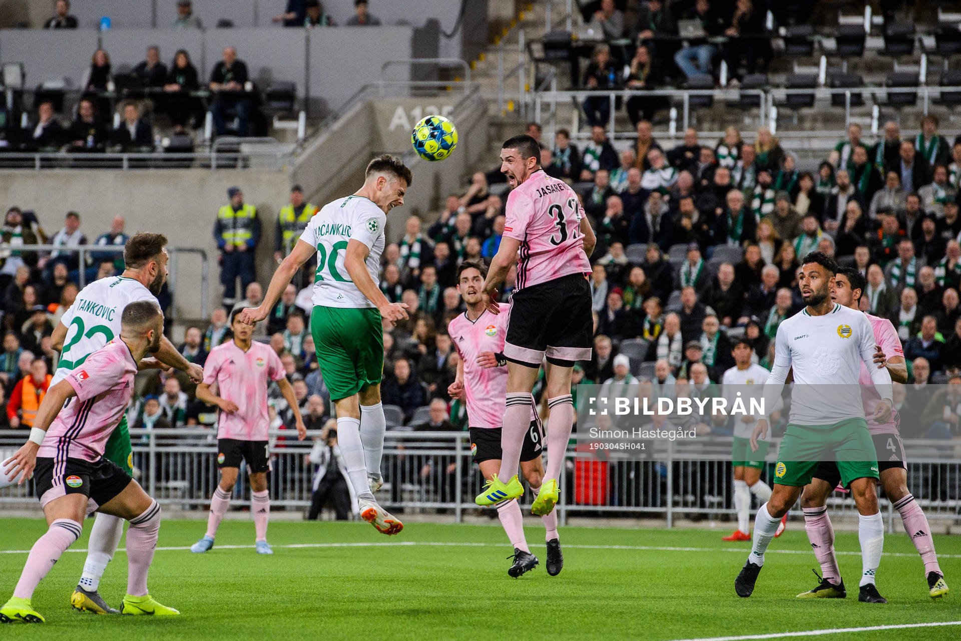 Hammarbys Alexander Kacaniklic och Dalkurds Irfan Jasarevic
