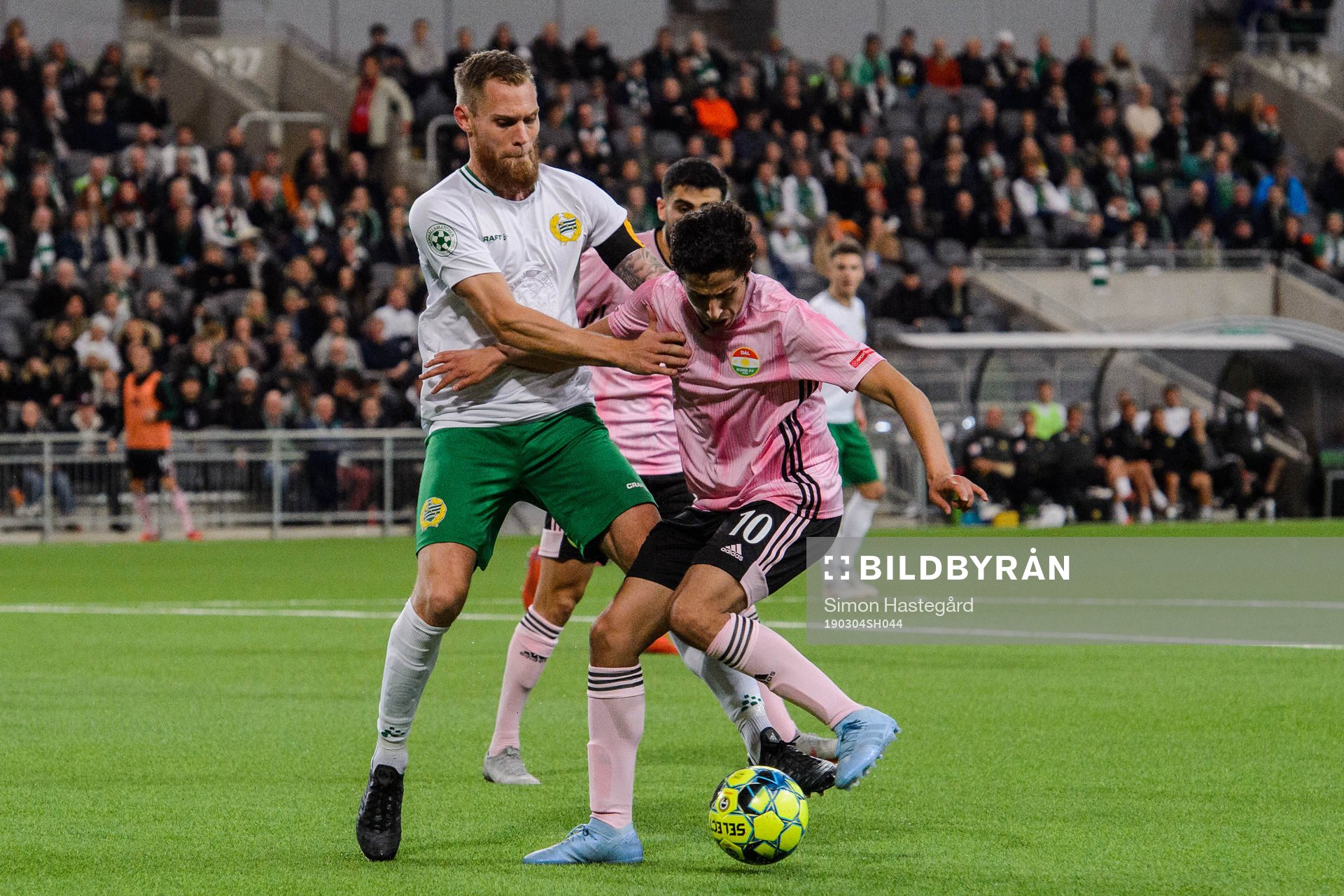 Hammarbys David Fällman och Dalkurds Ahmad Awad