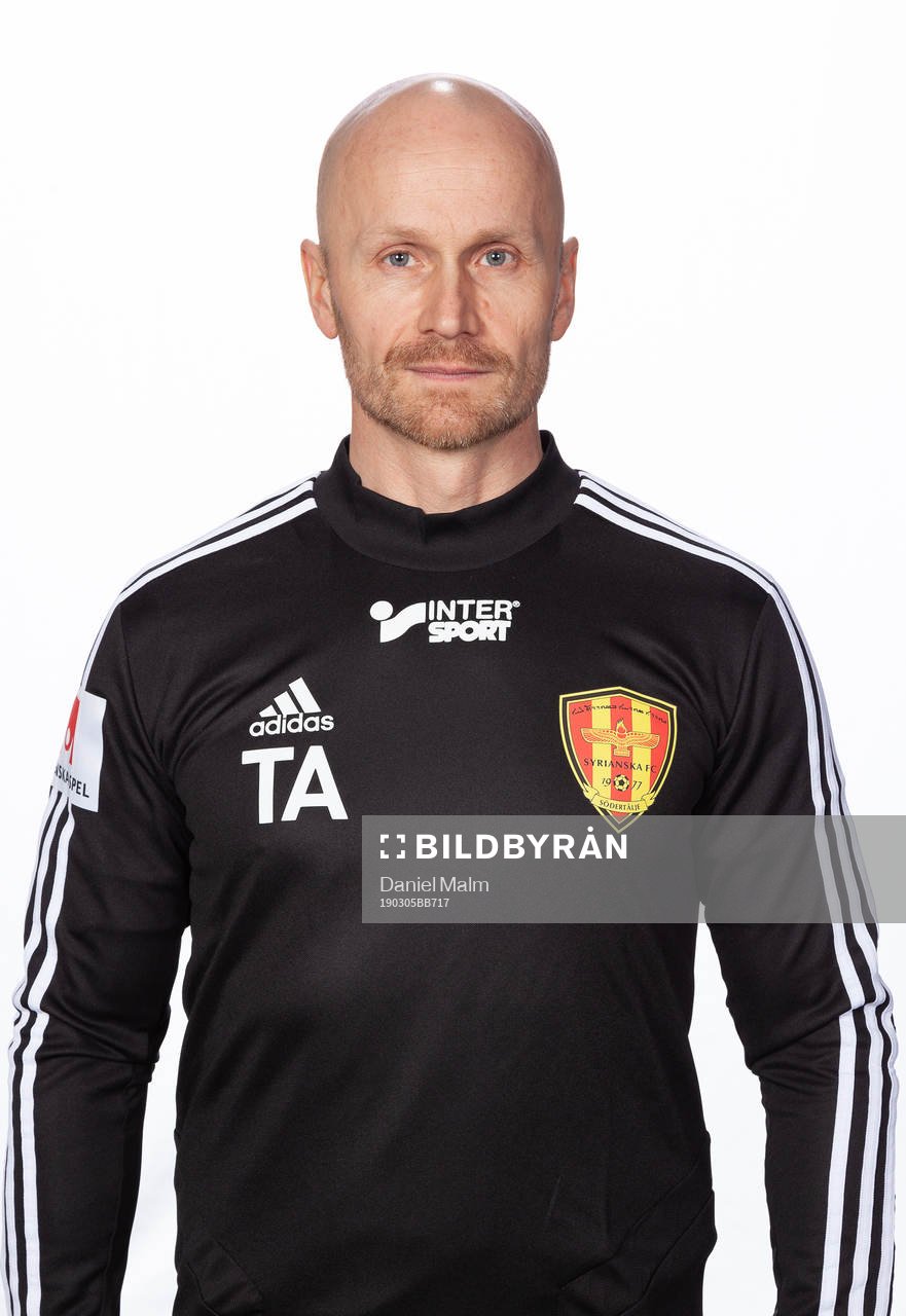 Syrianskas tränare Tony Andersson poserar för ett porträtt den 5 mars 2019 i Södertälje.