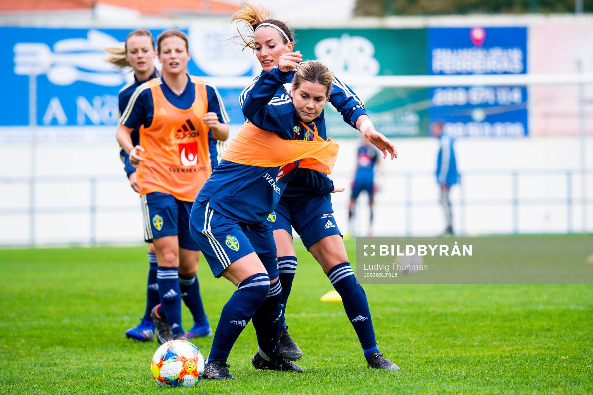 Hanna Folkesson och Kosovare Asllani