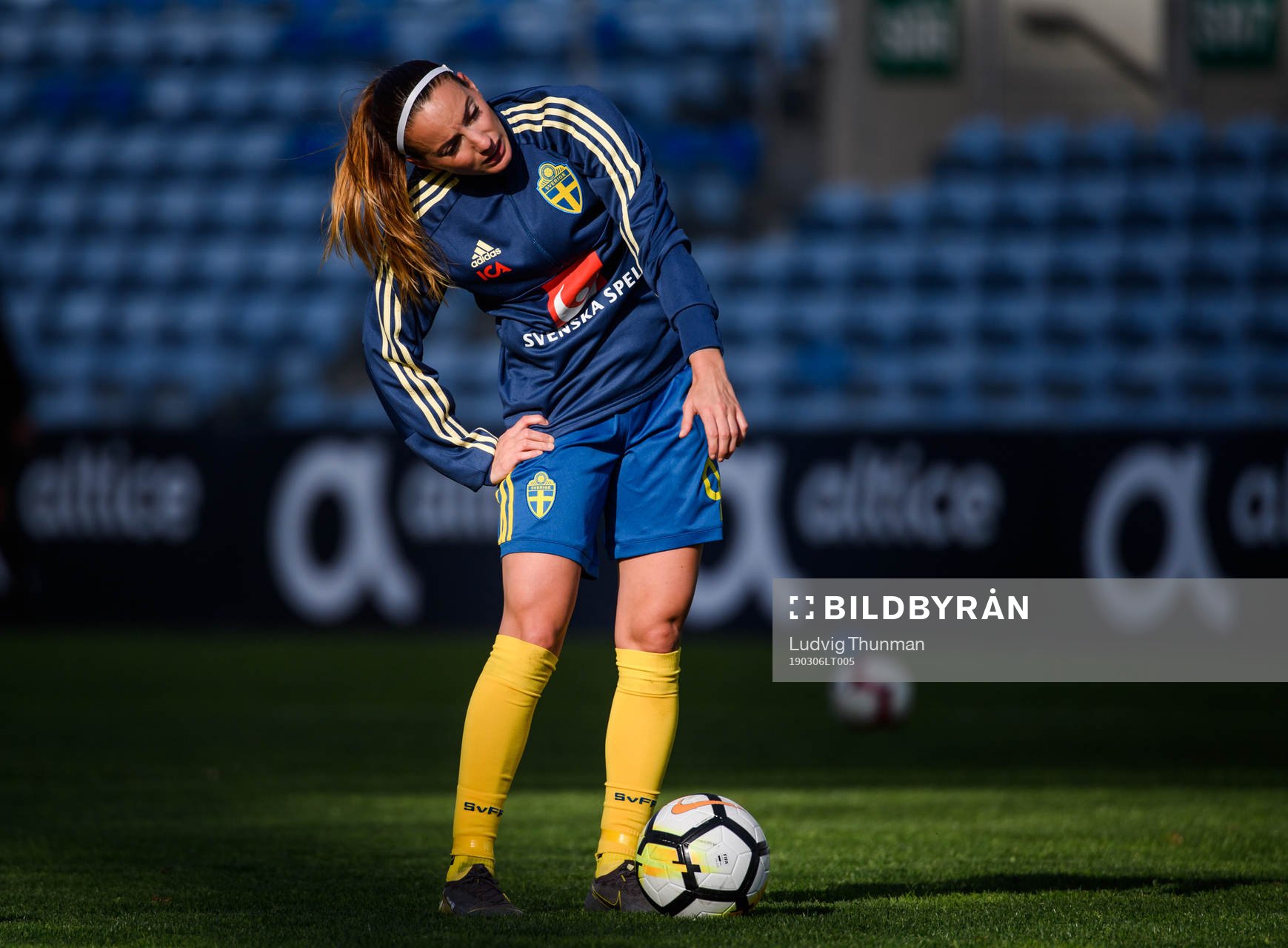 Kosovare Asllani of Sweden