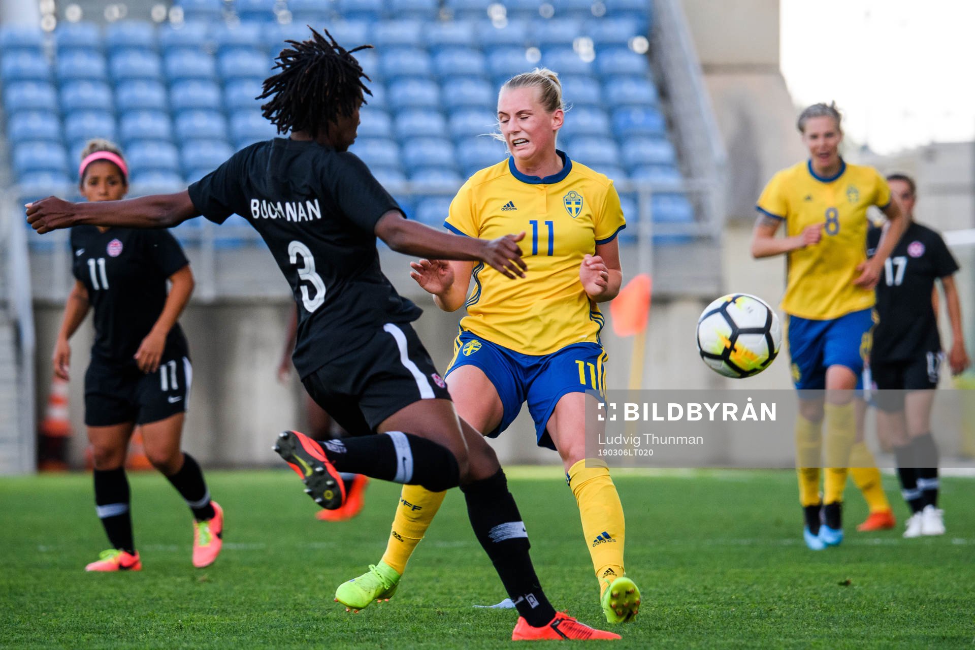 Kadeisha Buchanan of Canada and Stina Blackstenius of Sweden