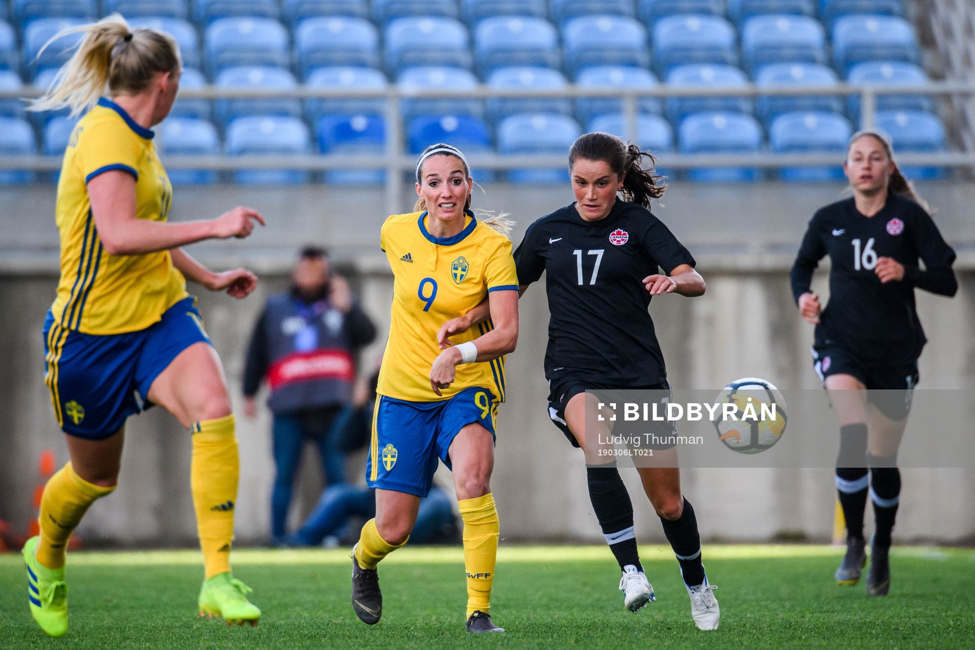 Kosovare Asllani of Sweden and Jessie Fleming of Canada