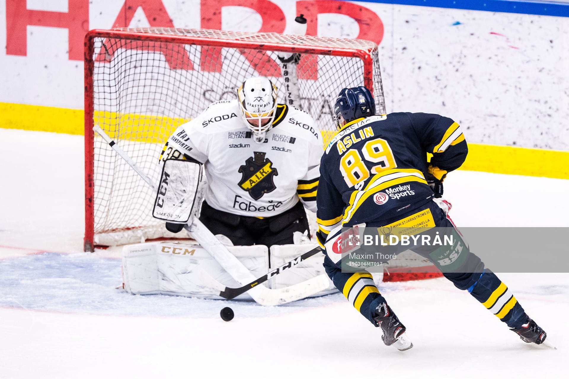 s målvakt Johannes Jönsson