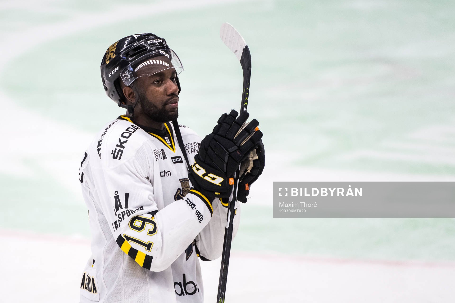 s Lucas Carlsson jublar