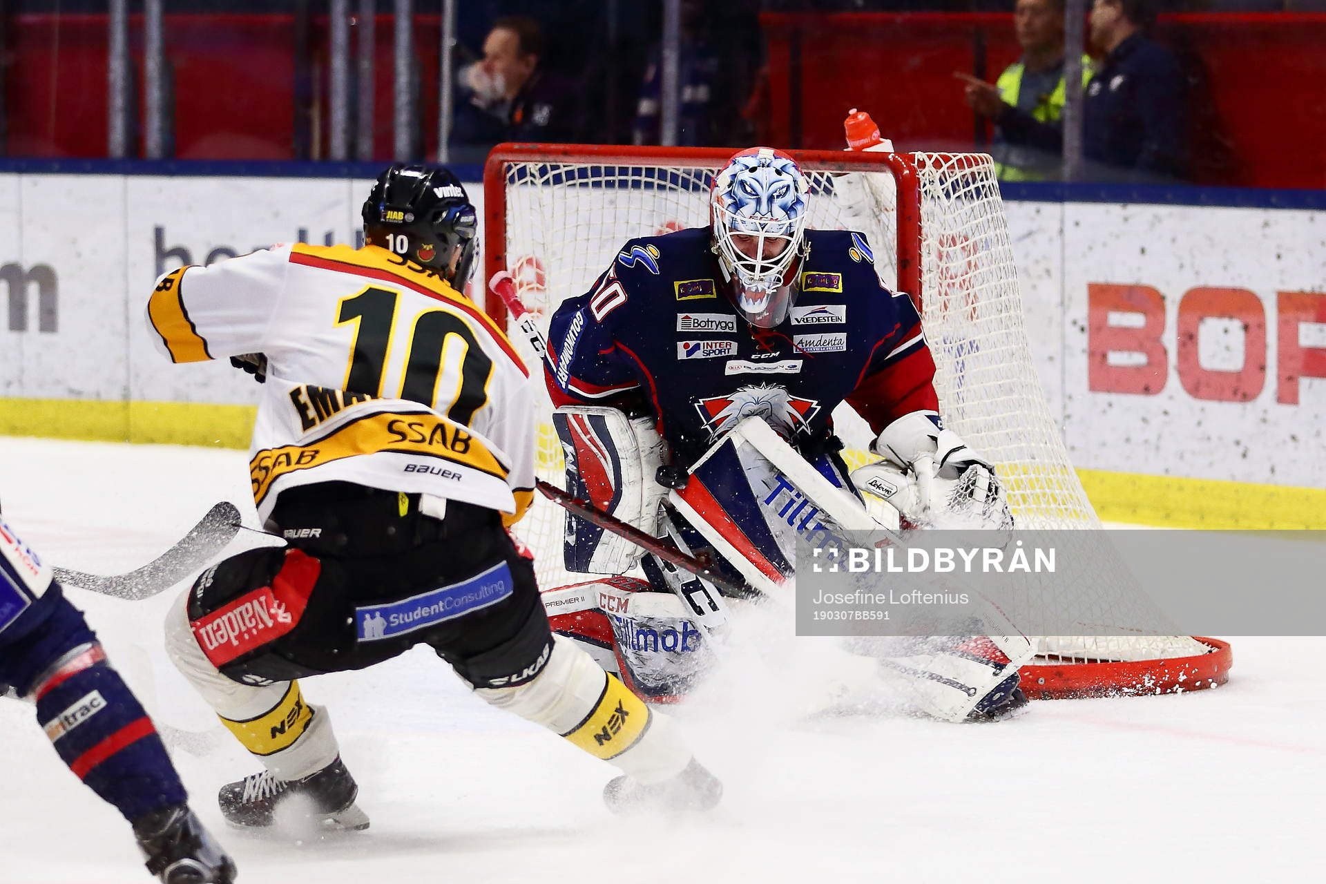Linköpings målvakt Jonas Gustavsson och Luleås Einar
