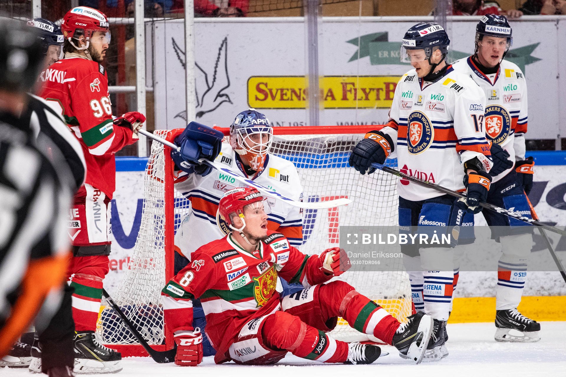 Växjös målvakt Viktor Andrén och Julius Junttila och