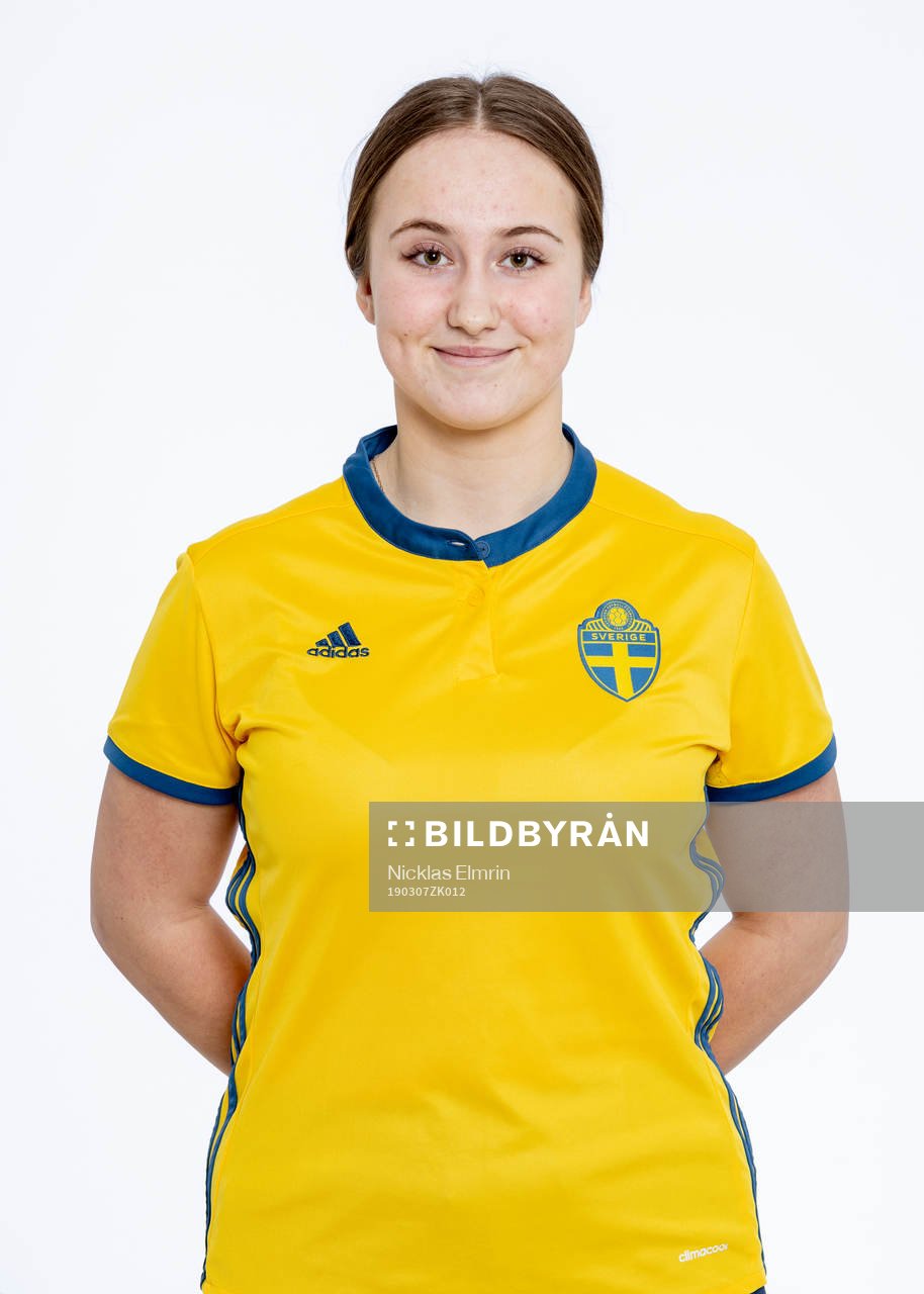 Maja Vesterberg i F16/03-landslaget