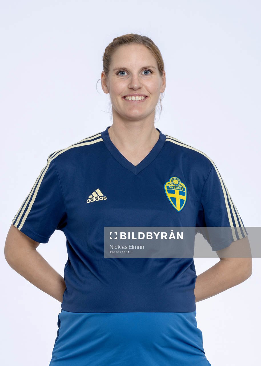Sofia Skenk ledare för F16/03-landslaget