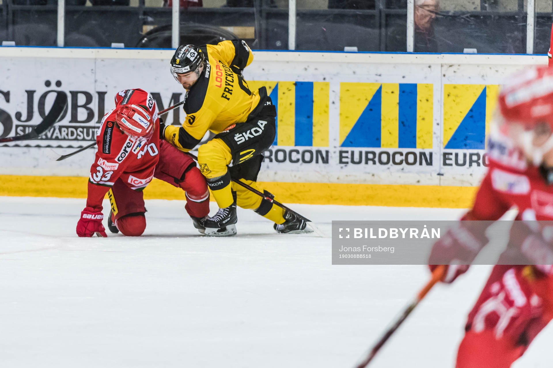 Modos Victor Berglund och Västerås Mikael Frycklund