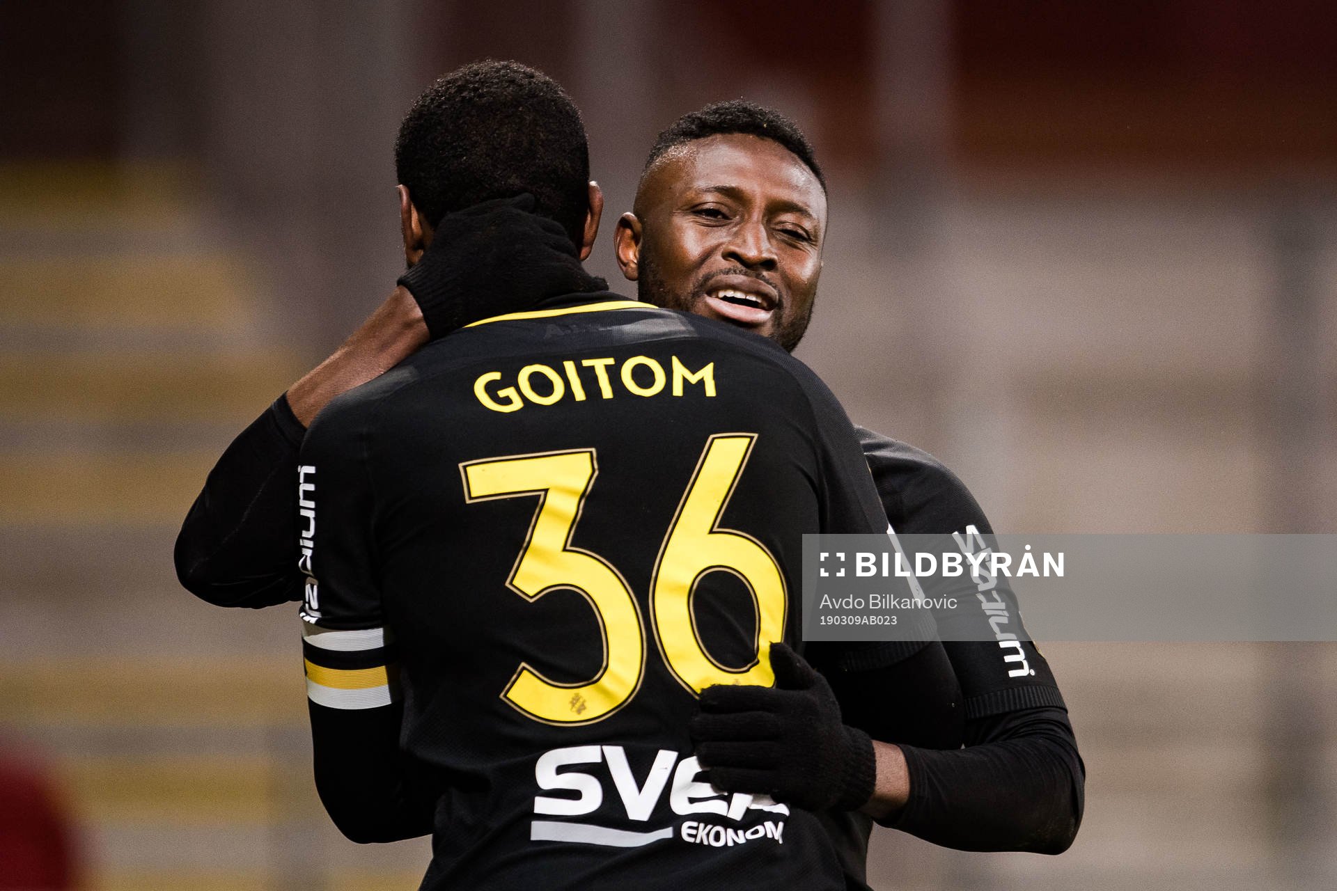 s Chinedu Ogbuke Obasi jublar