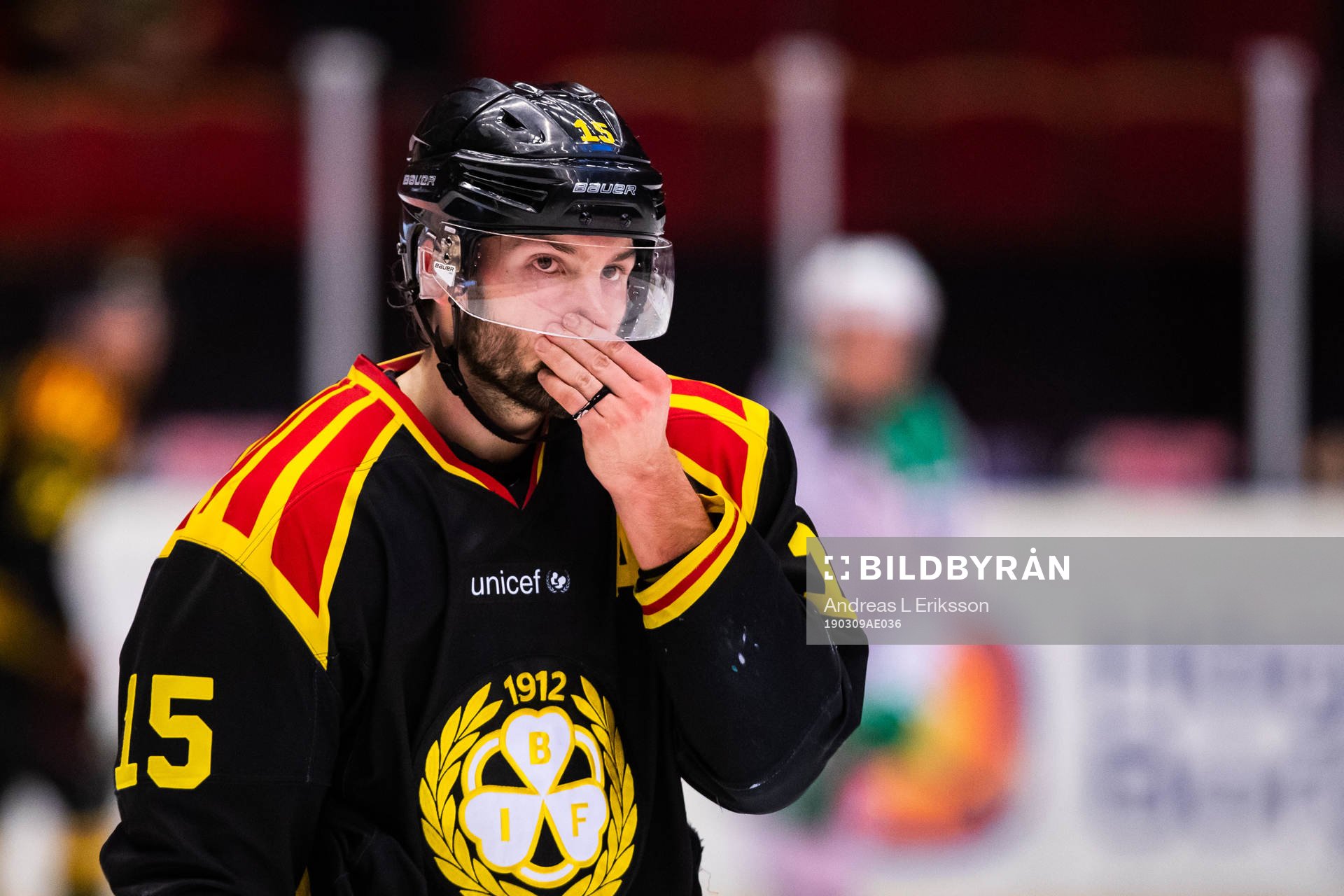 Brynäs Simon Bertilsson deppar
