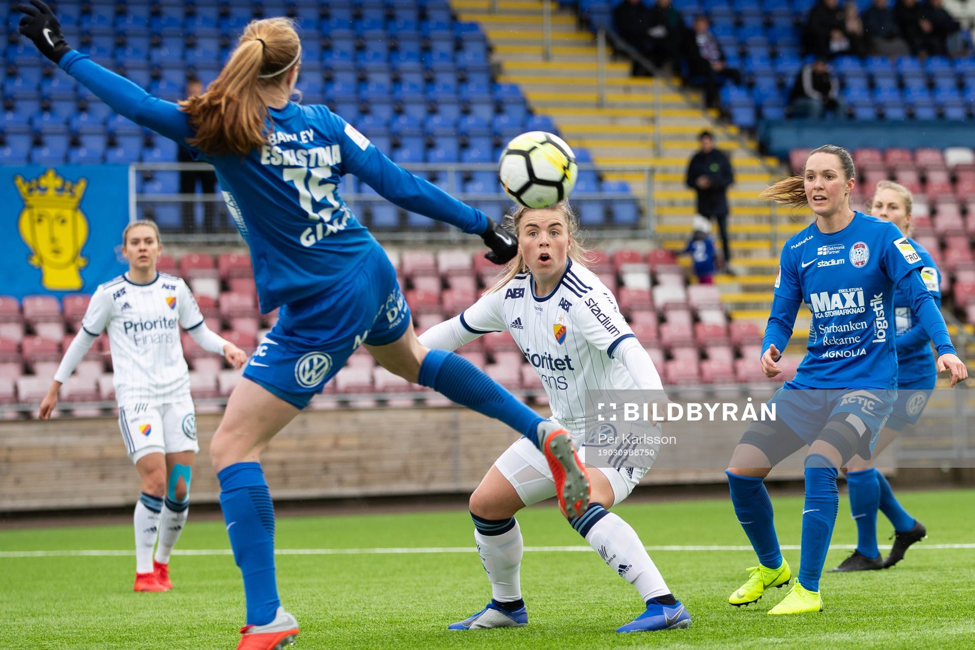 Djurgårdens Ingibjörg Sigurdadottir och Eskilstunas Vaila