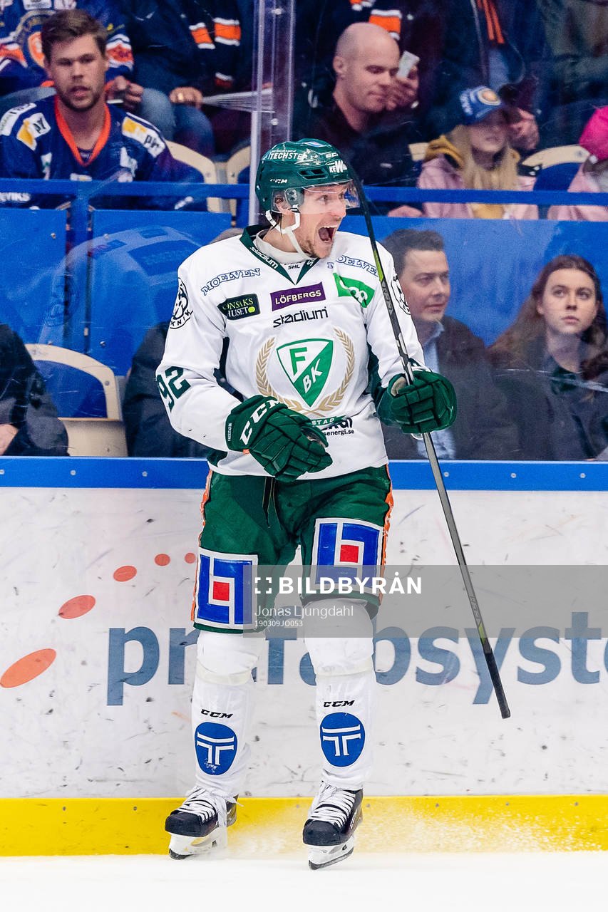 Färjestads Jesper Olofsson jublar