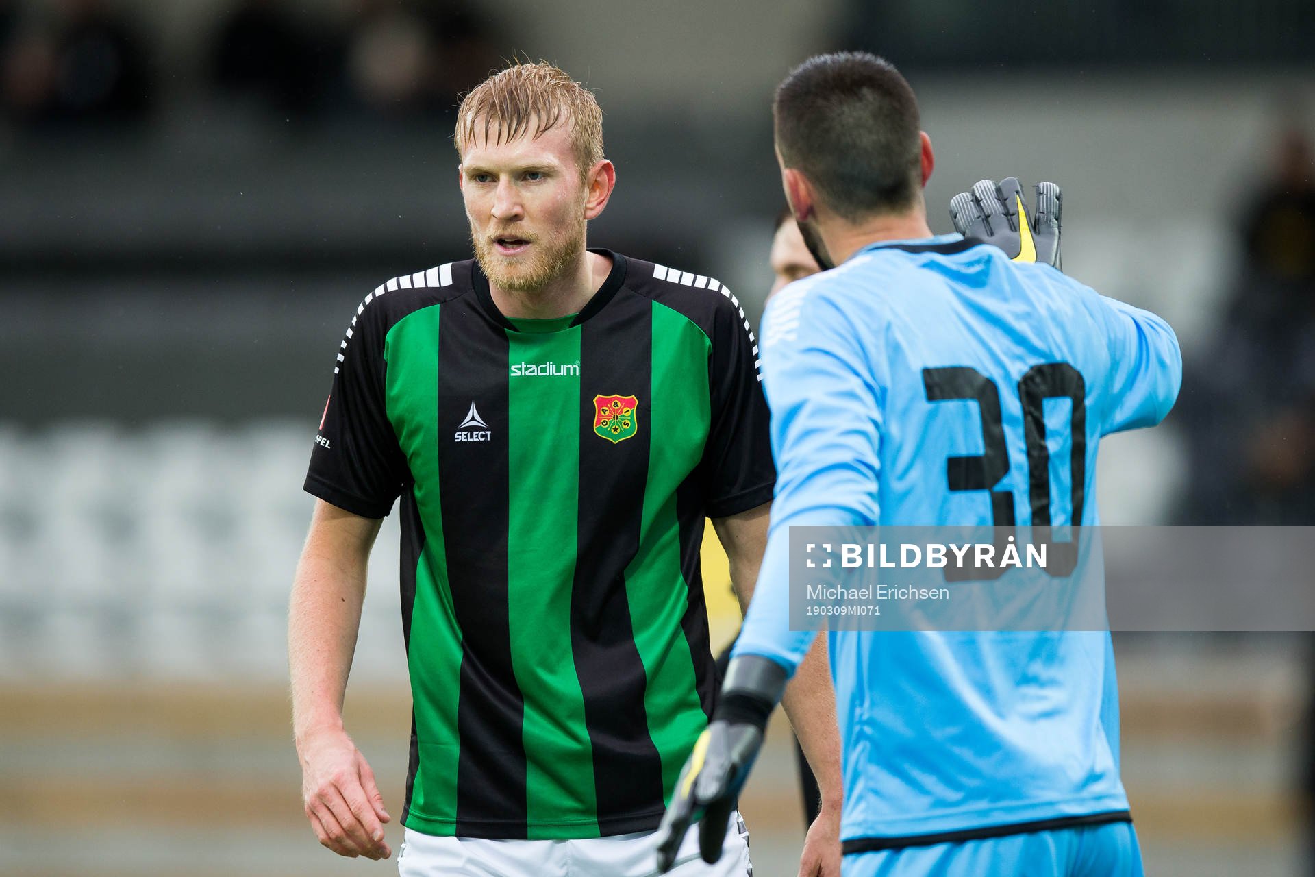 GAIS Carl Nyström och målvakt Marko Johansson