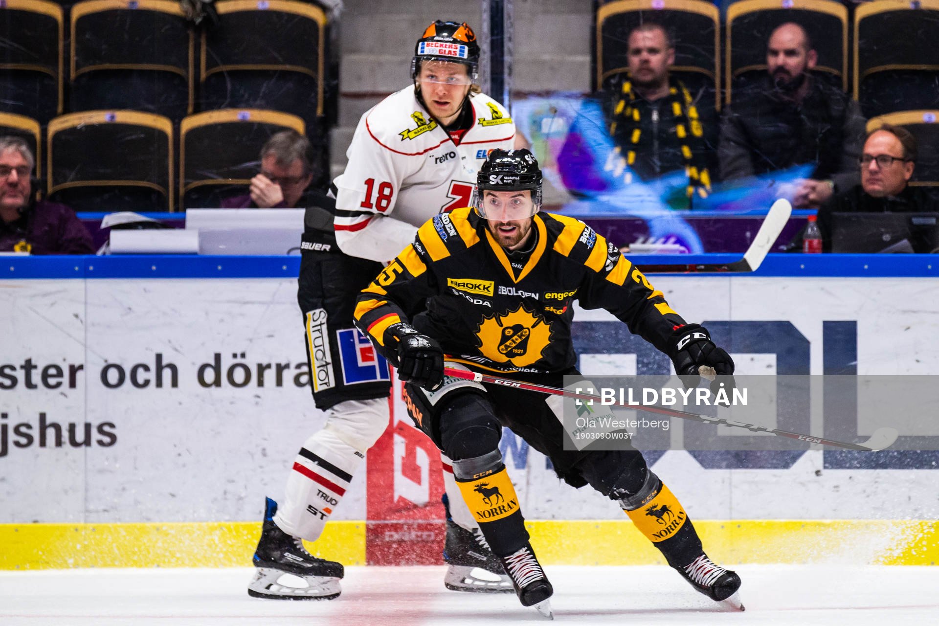 Skellefteås Albin Lundin och Örebros Rodrigo Abols