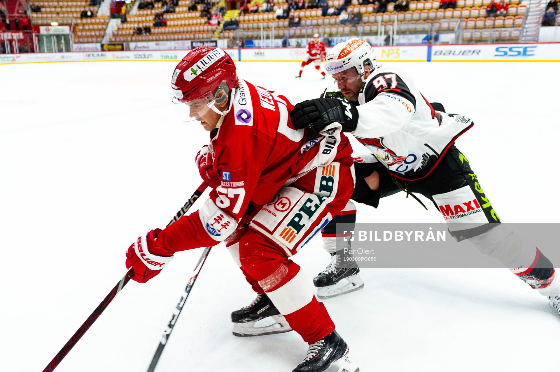 Timrås Anton Wedin och Malmö Redhawks Per Ledin