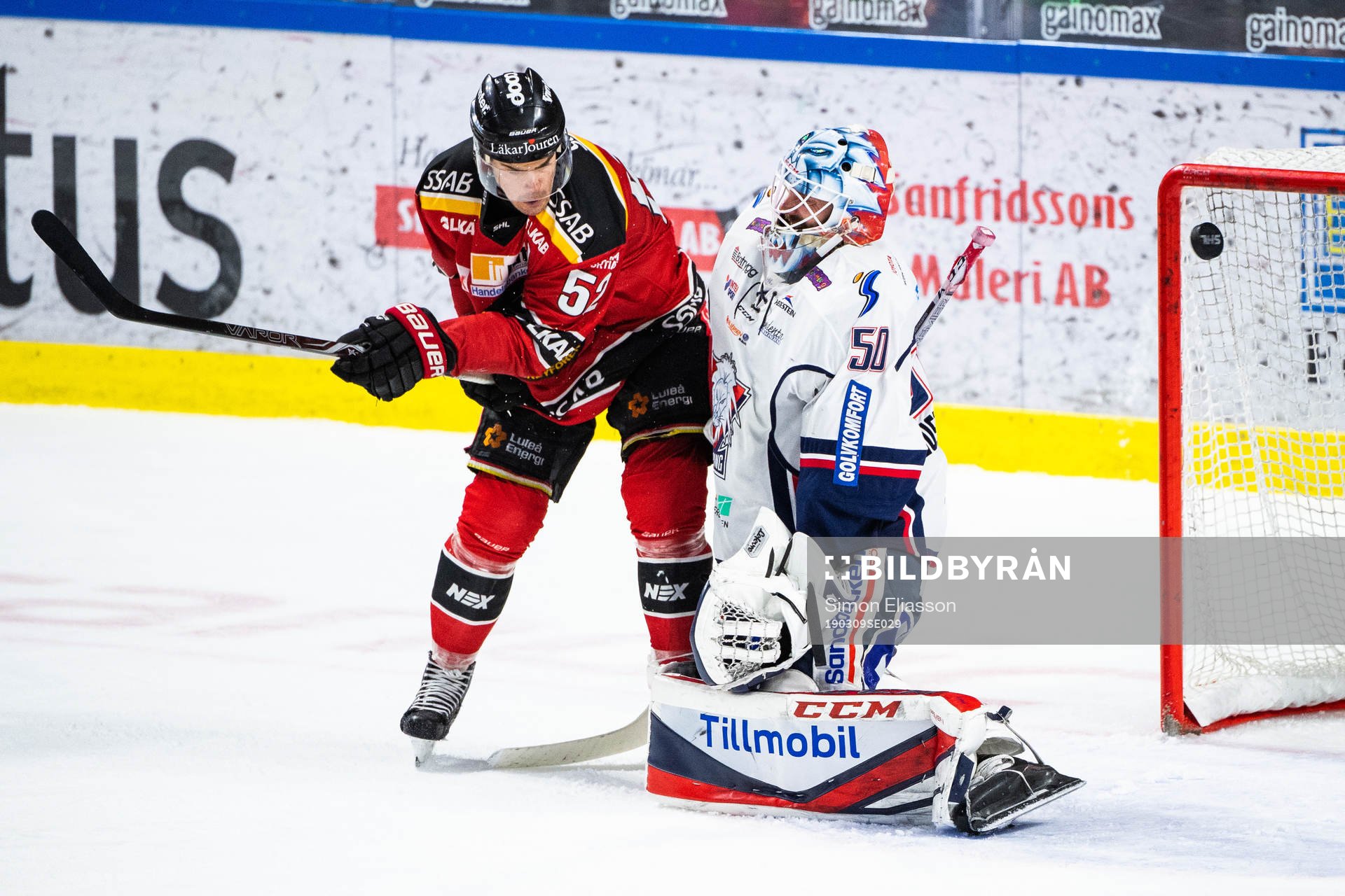 Luleås Karl Fabricius och Linköpings målvakt Jonas