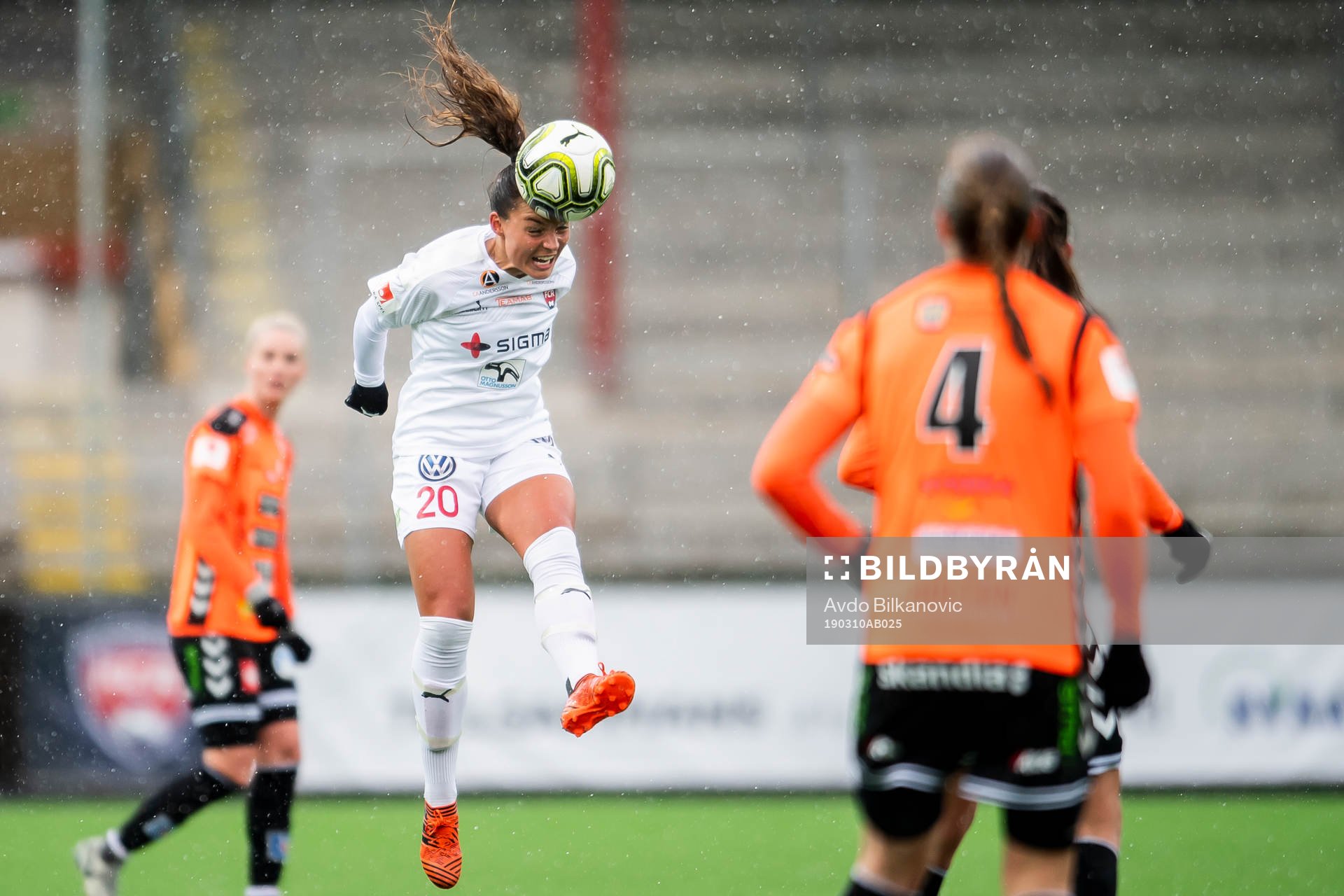 Rosengårds Johanna Rytting Kaneryd nickar