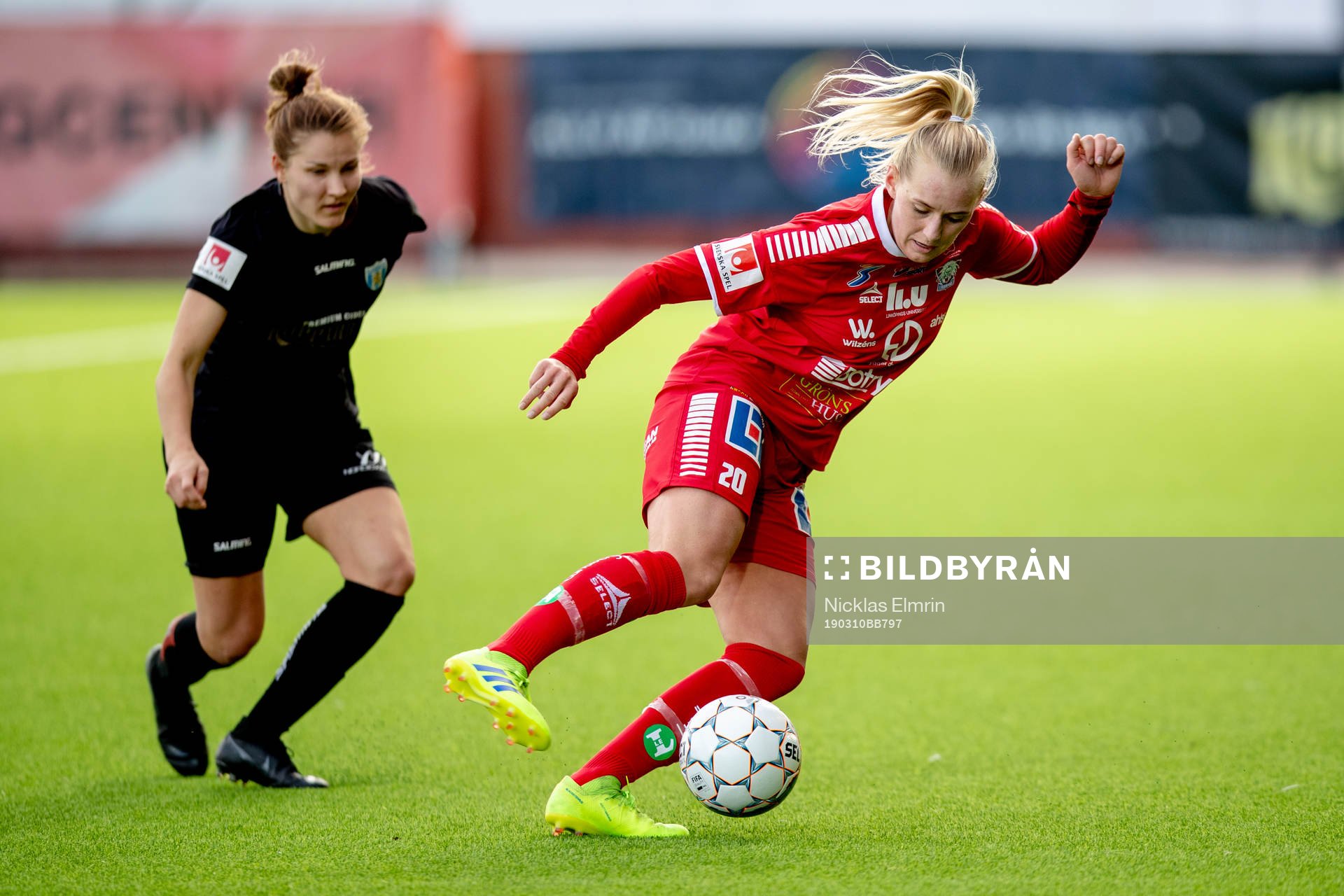 0  Linköpings Anna Oscarsson mot Göteborgs Natalia Kuikka