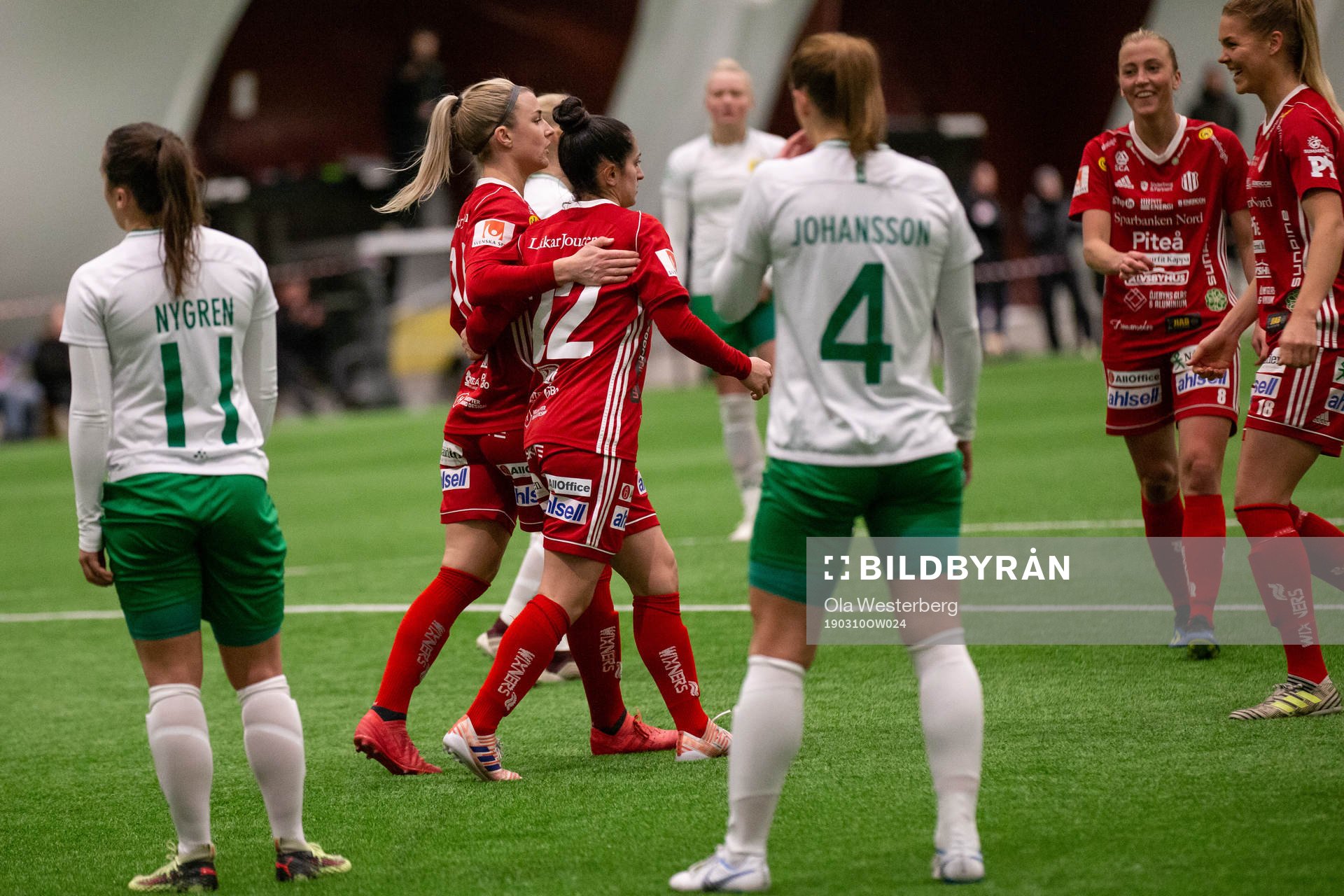 Piteås Fernanda Da Silva jublar