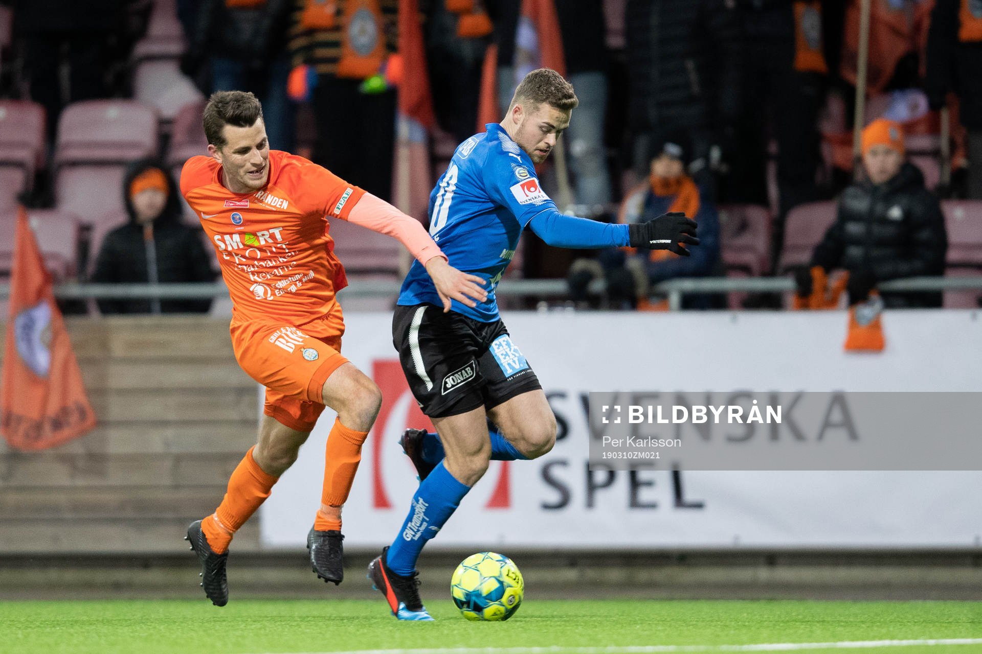 AFC Eskilstunas Jesper Björkman och Halmstads Gabriel
