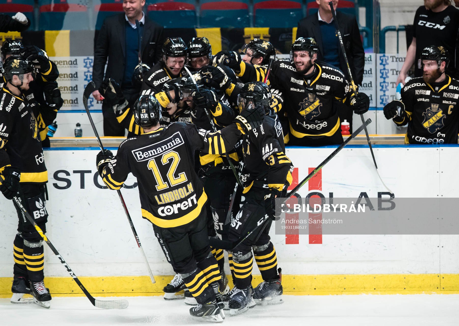 s Garry Nunn gör hattrick till 4-0