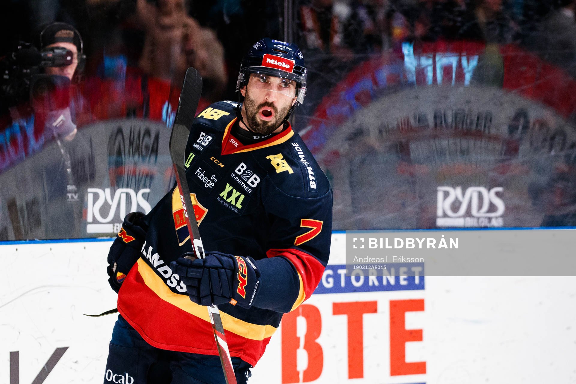 Djurgårdens Jason Garrison jublar