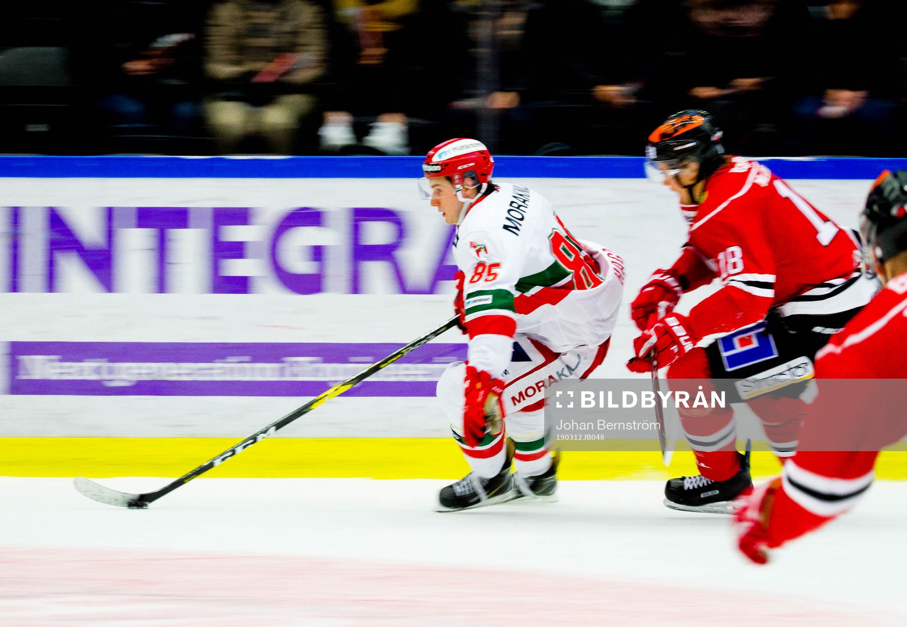 Moras Michael Haga och Örebros Rodrigo Abols