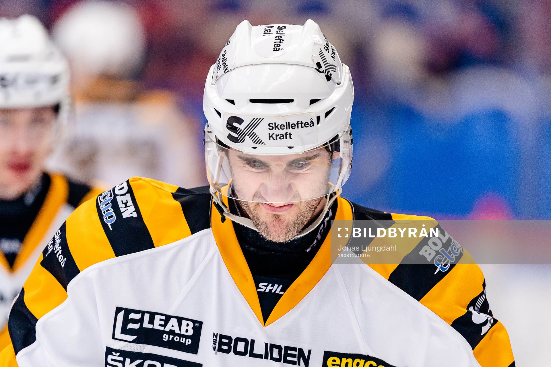 Skellefteås Bud Holloway grinar illa