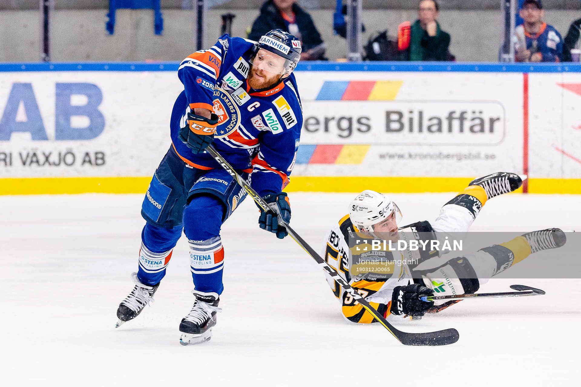 Växjös Liam Reddox  och Skellefteås Emil Djuse