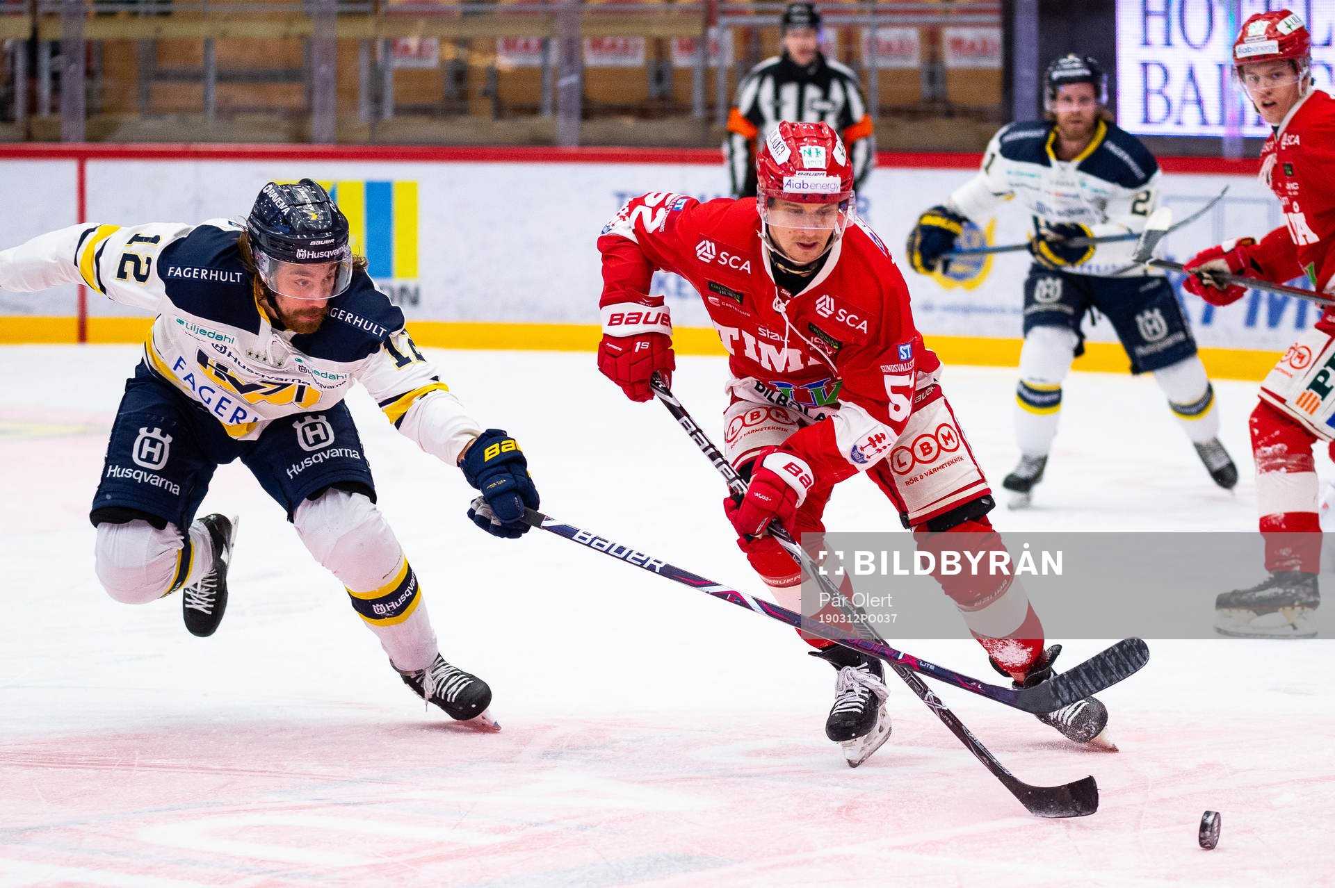 s Andreas Thuresson och Timrås Johannes Salmonsson