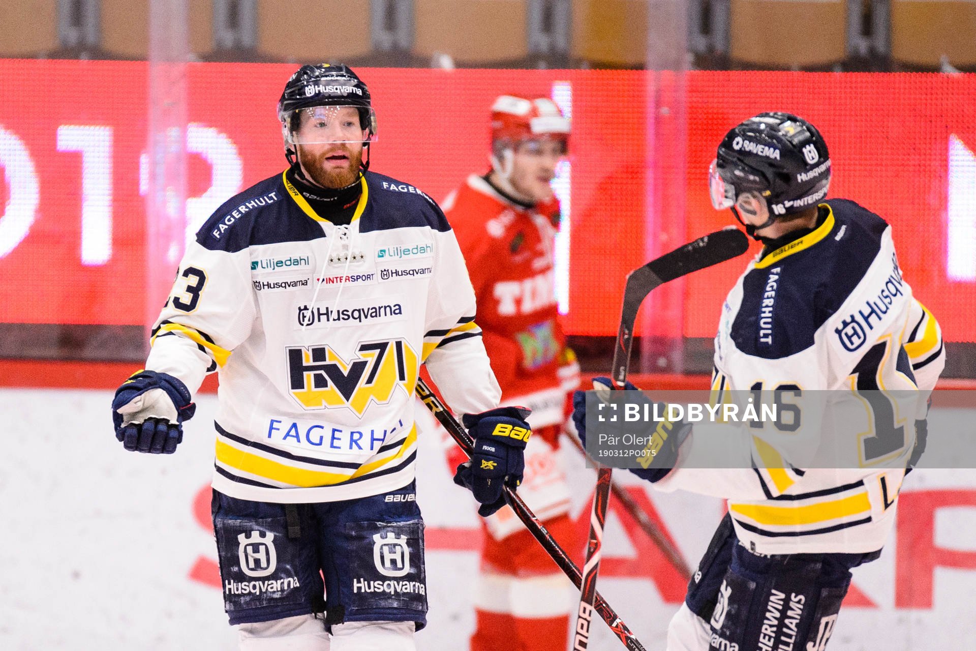 s Robin Figren och Markus Ljungh jublar