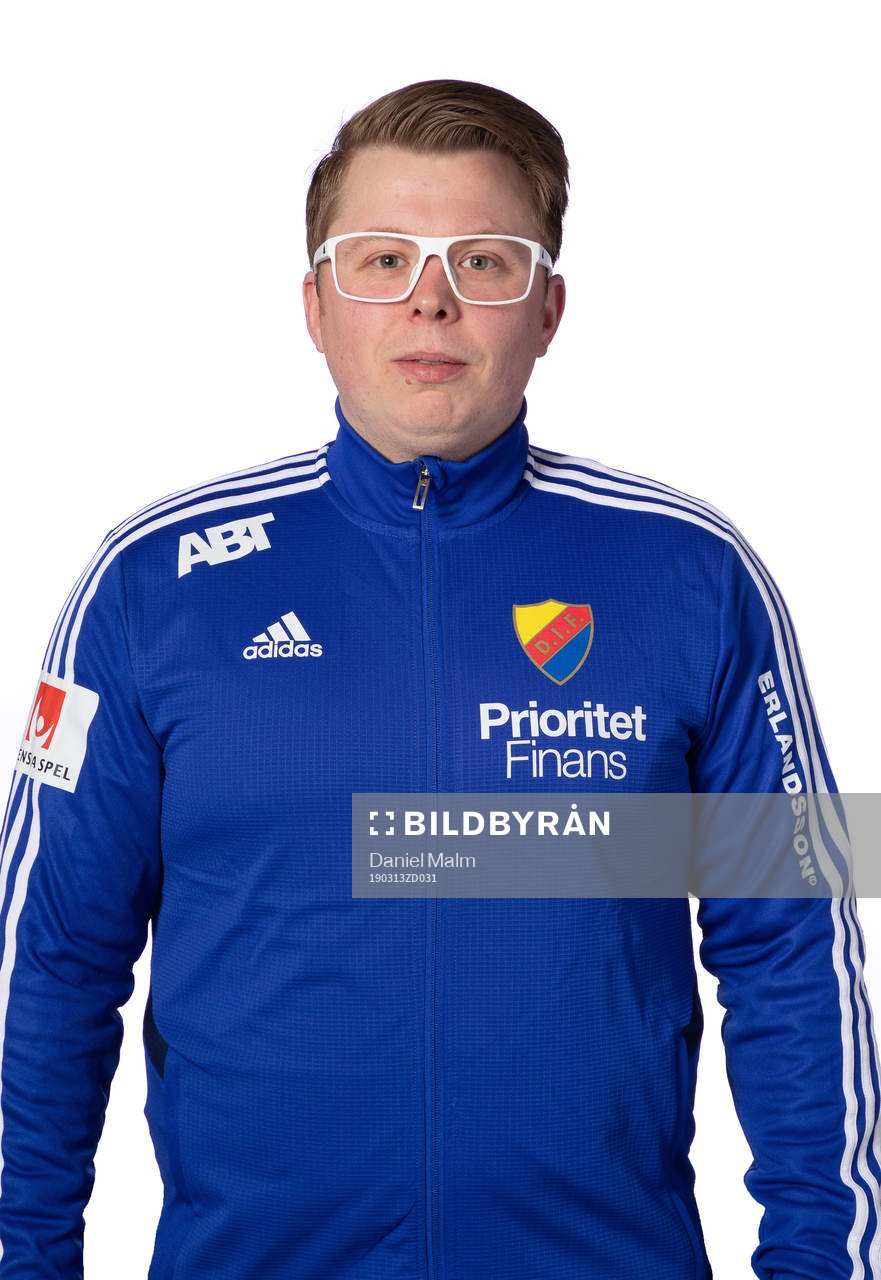 Djurgårdens assisterande tränare Dennis Gabrielsson poserar för ett porträtt den 13 mars 2019 i Stockholm.