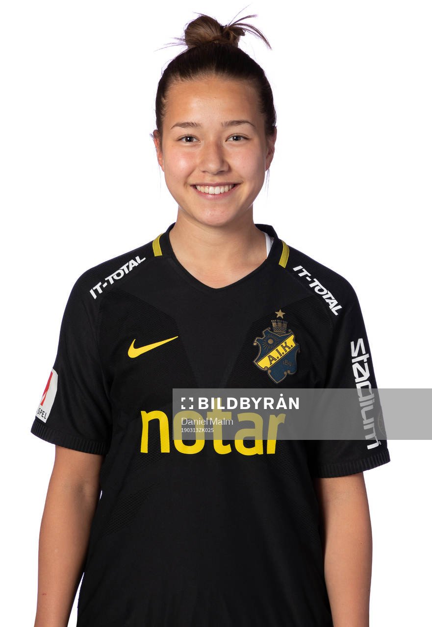 AIK:s Emma Engström poserar för ett porträtt den 13 mars 2019 i Stockholm.