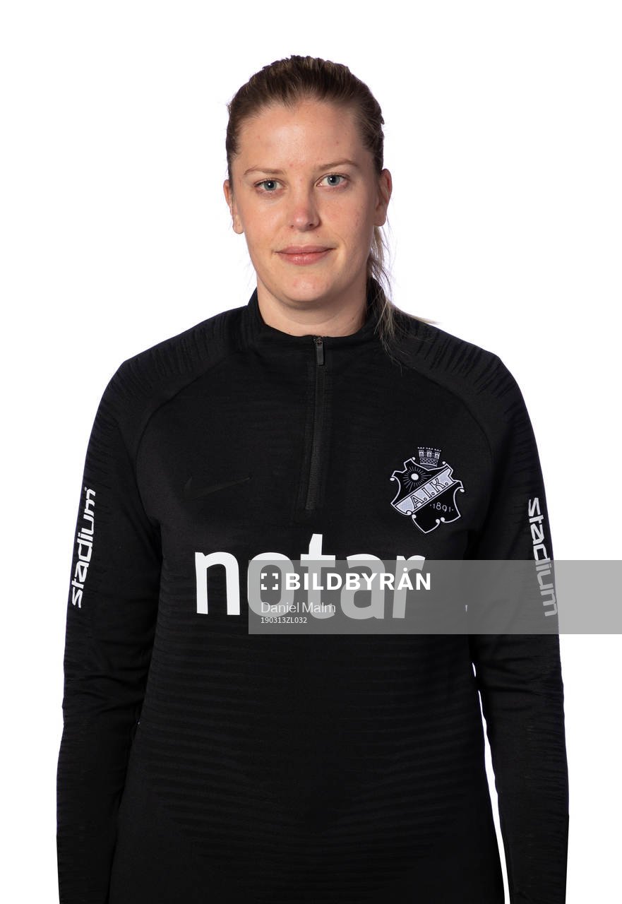 s huvudtränare Caroline Sjöblom
