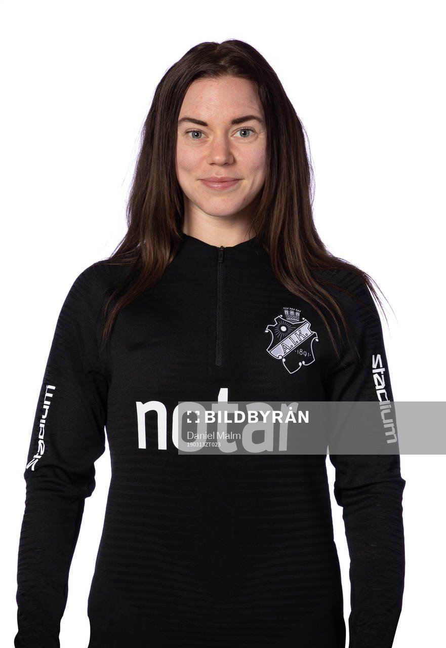 s naprapat Linnéa Lindberg