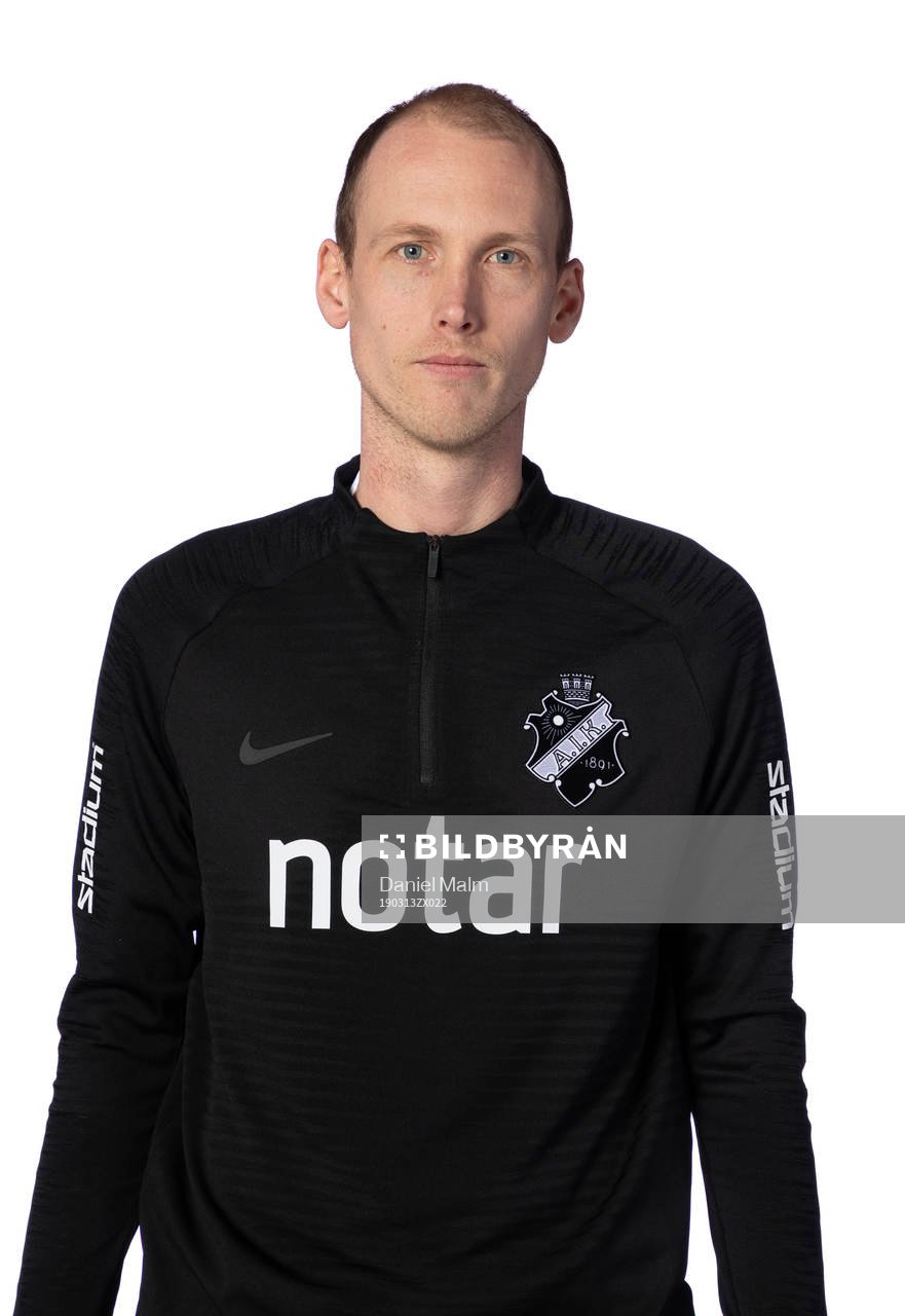 AIK:s huvudtränare Robert Svanström poserar för ett porträtt den 13 mars 2019 i Stockholm.