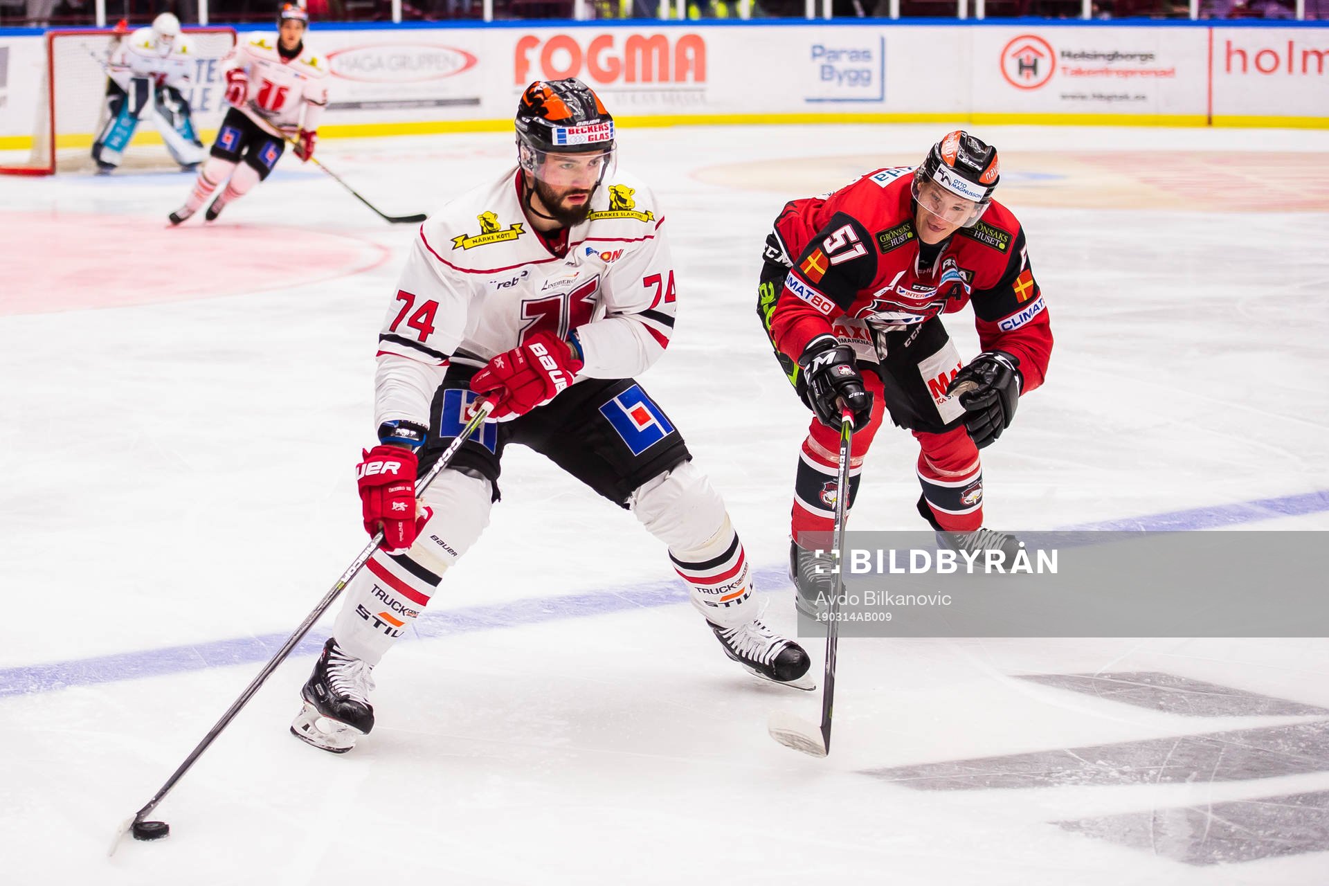 Örebros Nick Ebert och Malmö Redhawks Emil Sylvegård