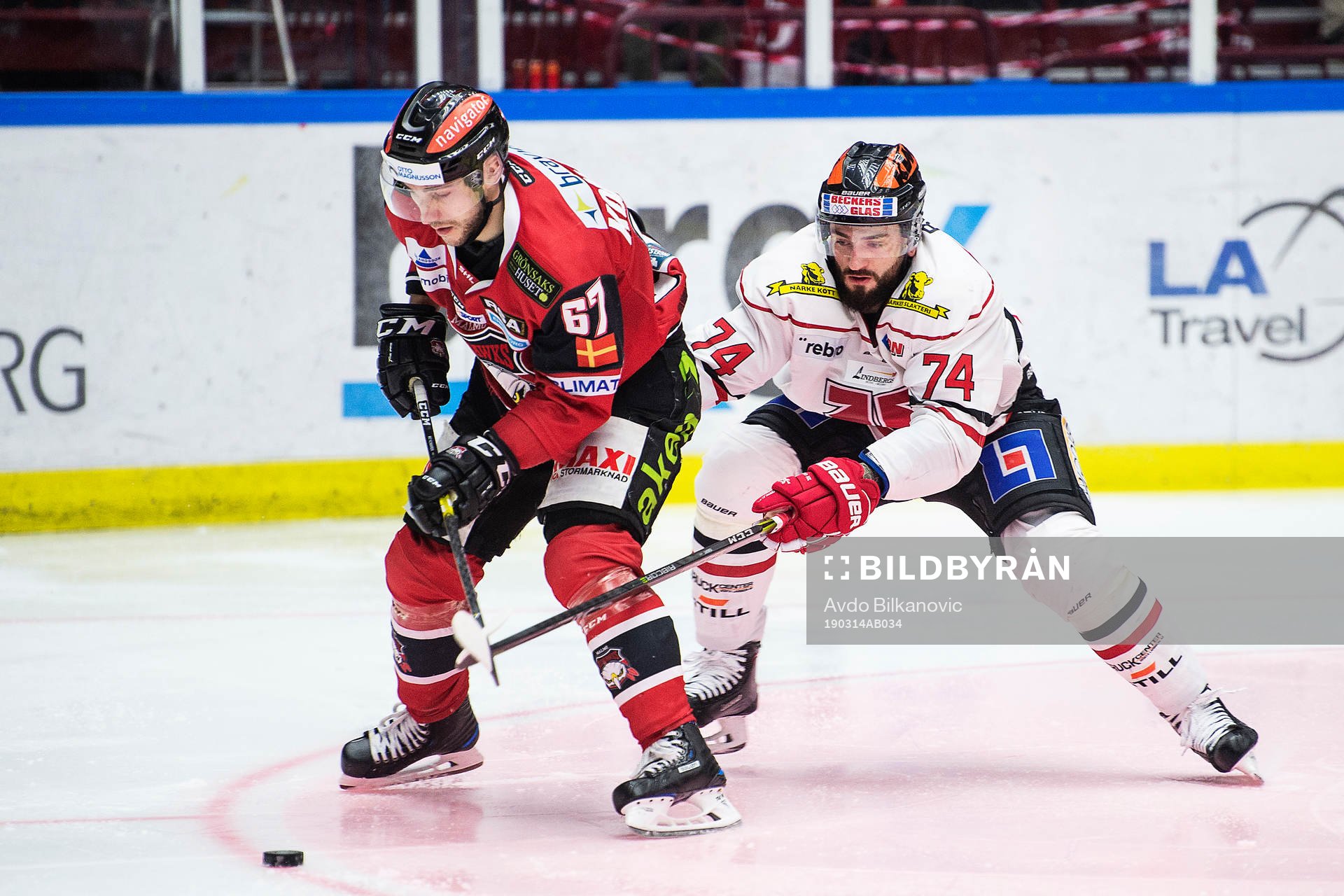 Malmö Redhawks Konstantin Komarek och Örebros Nick Ebert