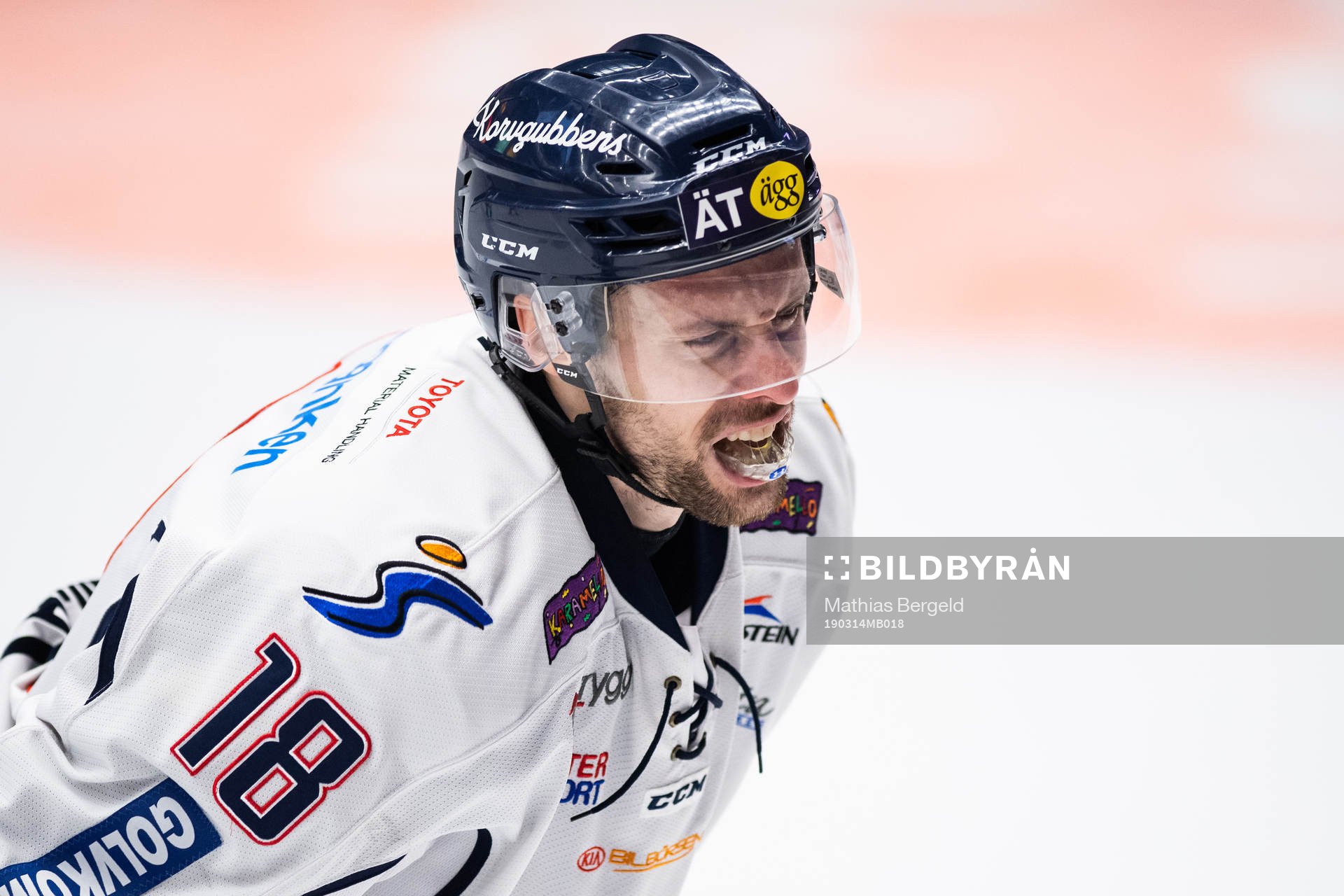 Linköpings James Wright grimaserar