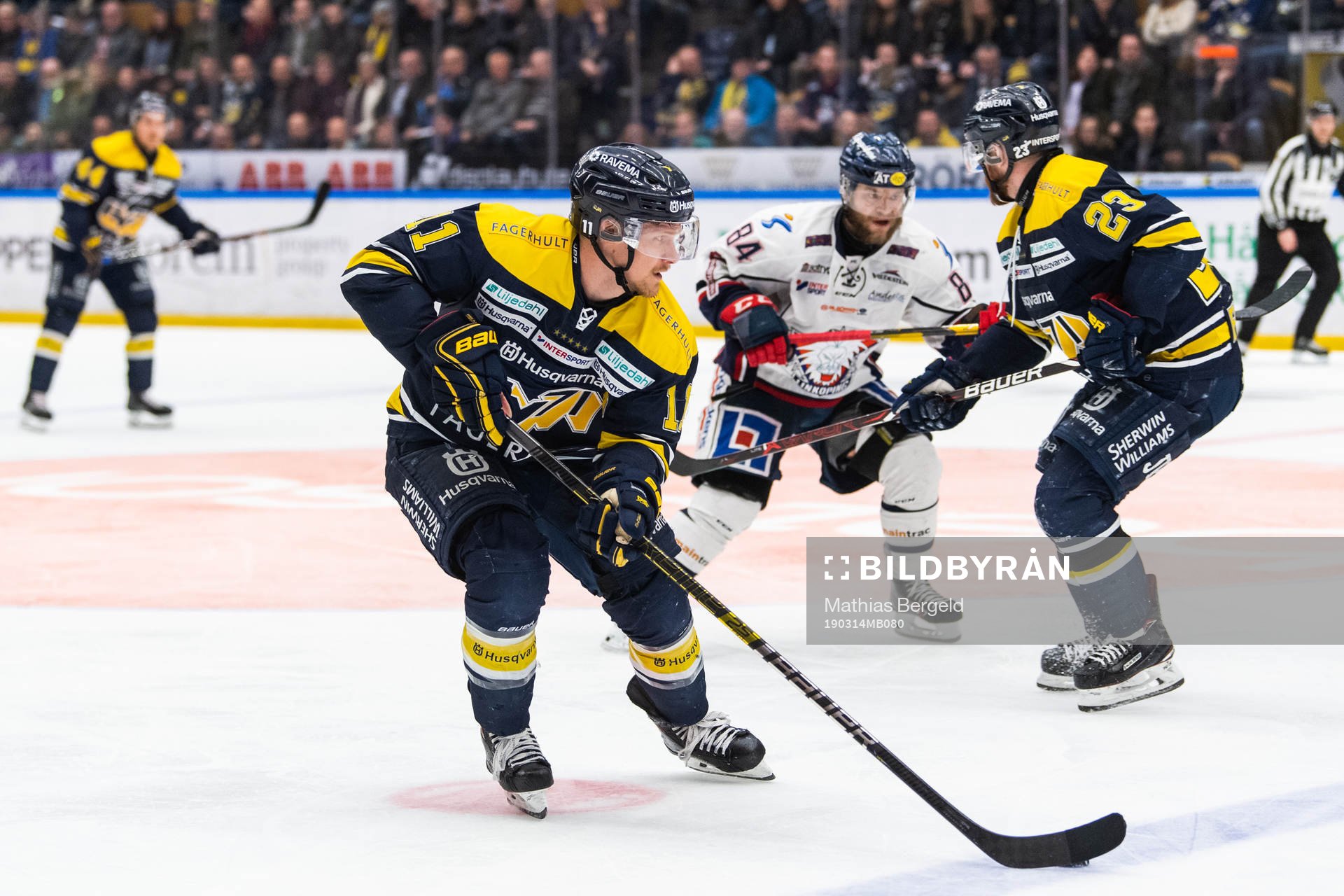 s Simon Önerud