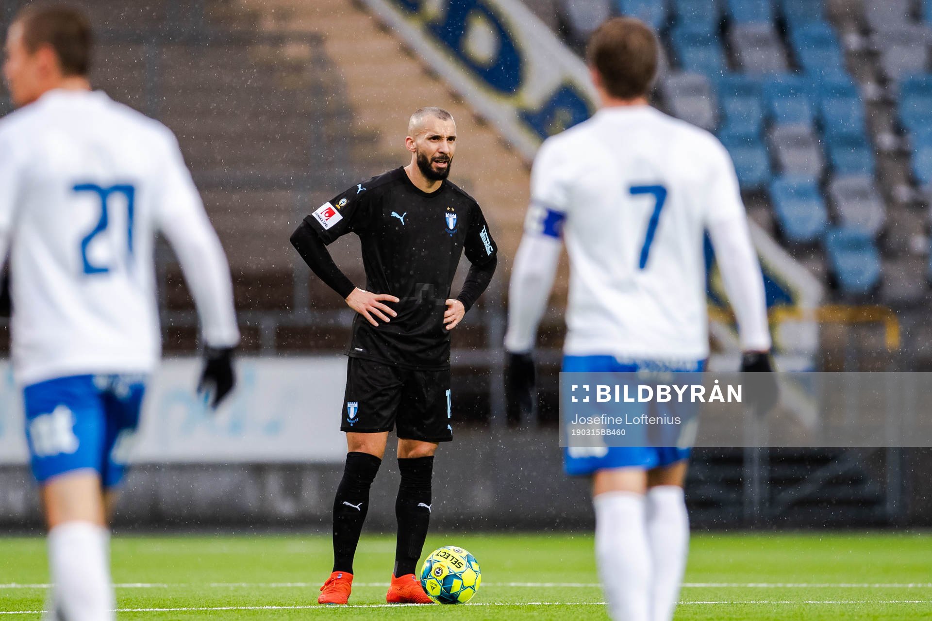 Malmö FFs Guillermo Molins deppar