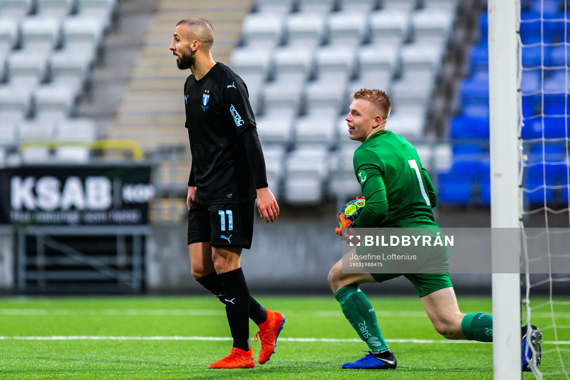 Malmö FFs Guillermo Molins deppar