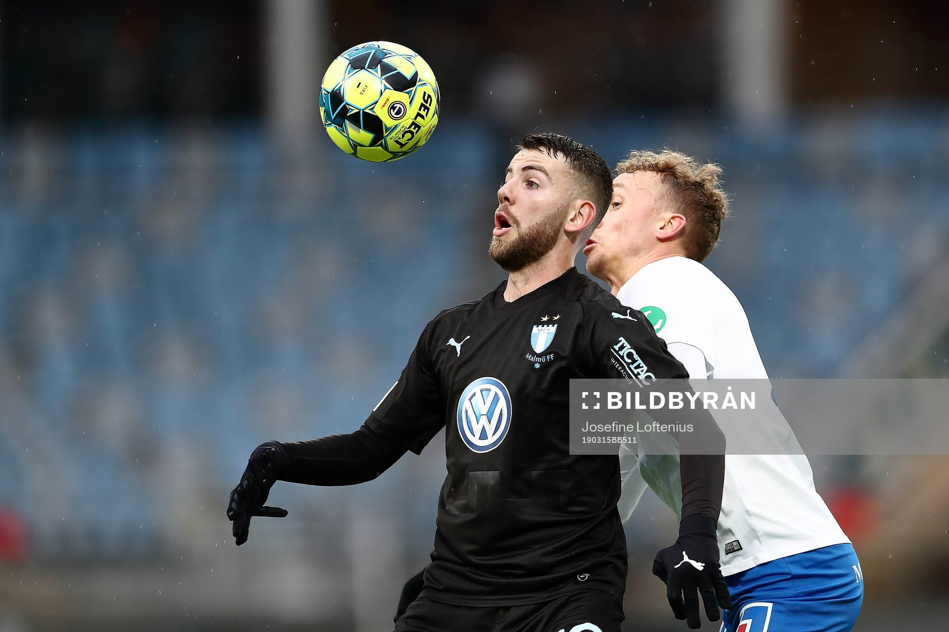 Malmö FFs Erdal Rakip och IFK Norrköpings Gudmundur