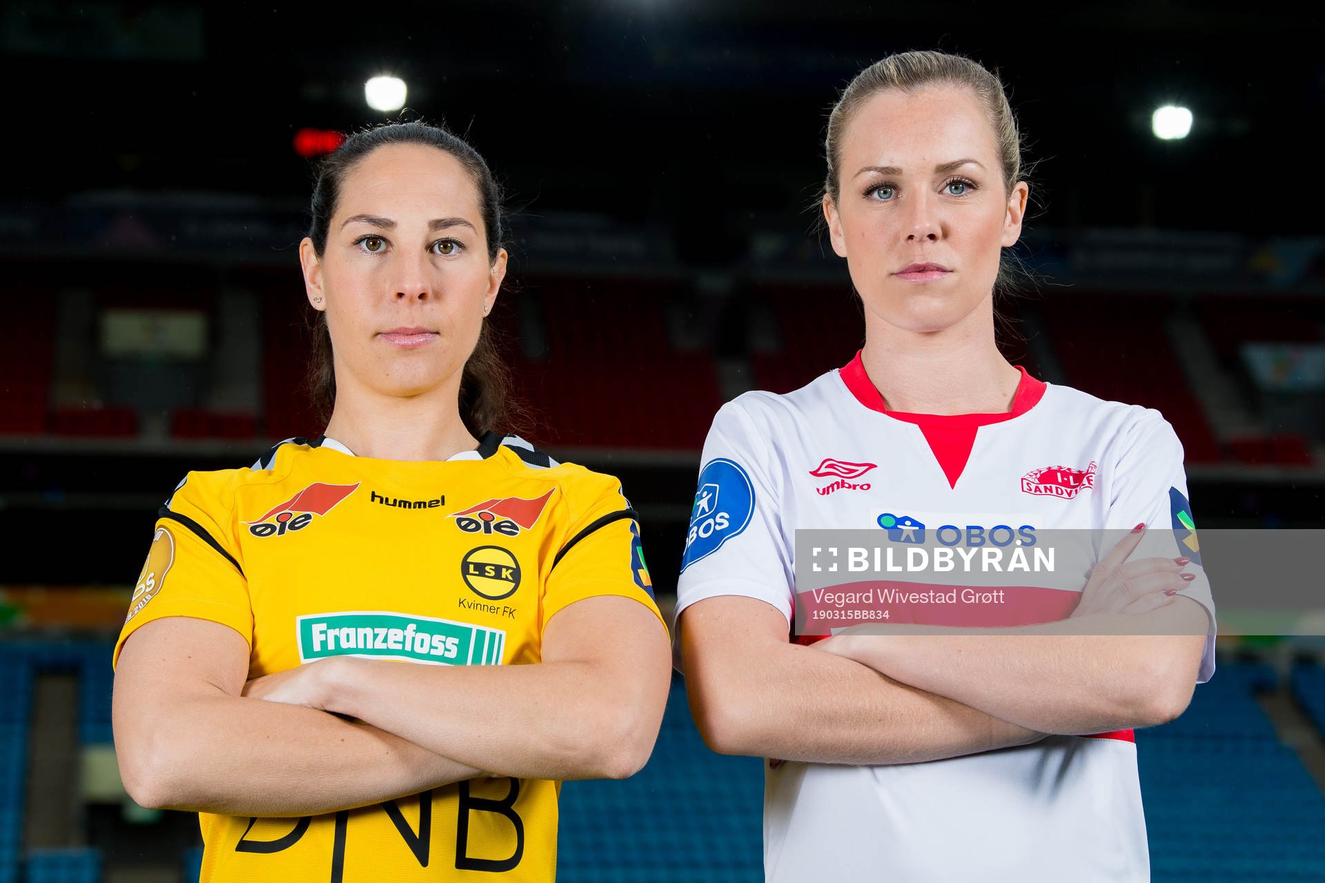 Ingrid Moe Wold of LSK Kvinner and Stine Hovland of