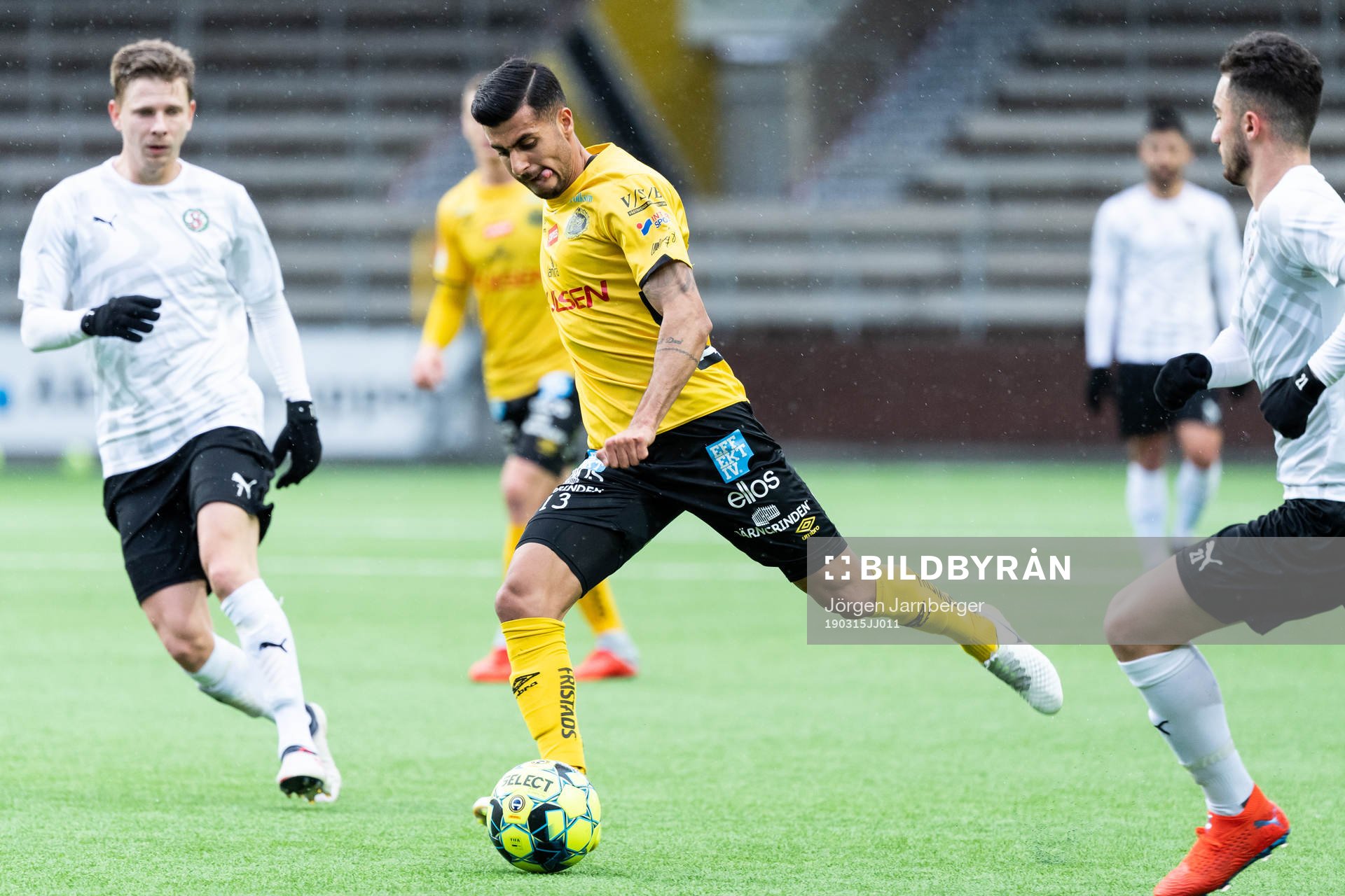 Elfsborgs Rami Kaib skjuter 2-0 under träningsmatchen i fotboll mellan Elfsborg - Örebro den 15 mars 2019 i Borås.