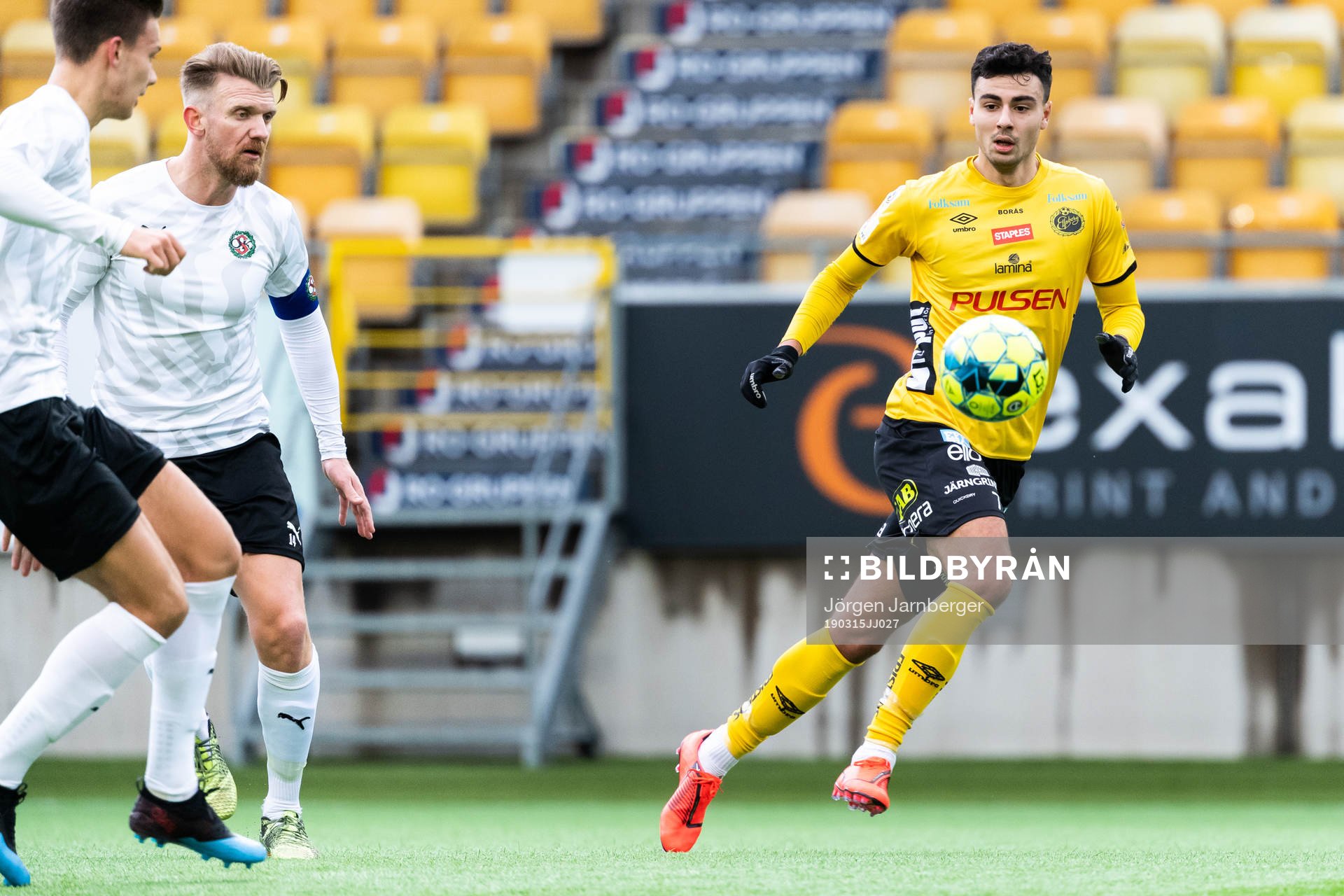 Elfsborgs Deniz Hümmet och Örebros Michael Almebäck