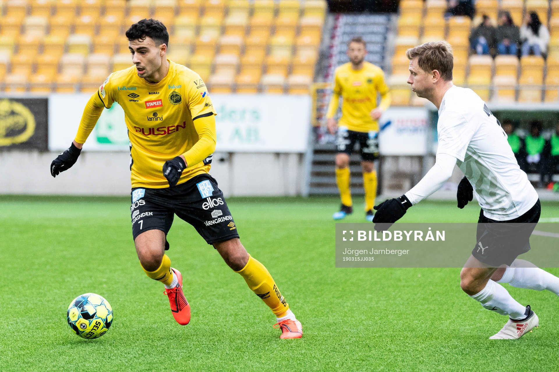 Elfsborgs Deniz Hümmet och Örebros Johan Bertilsson