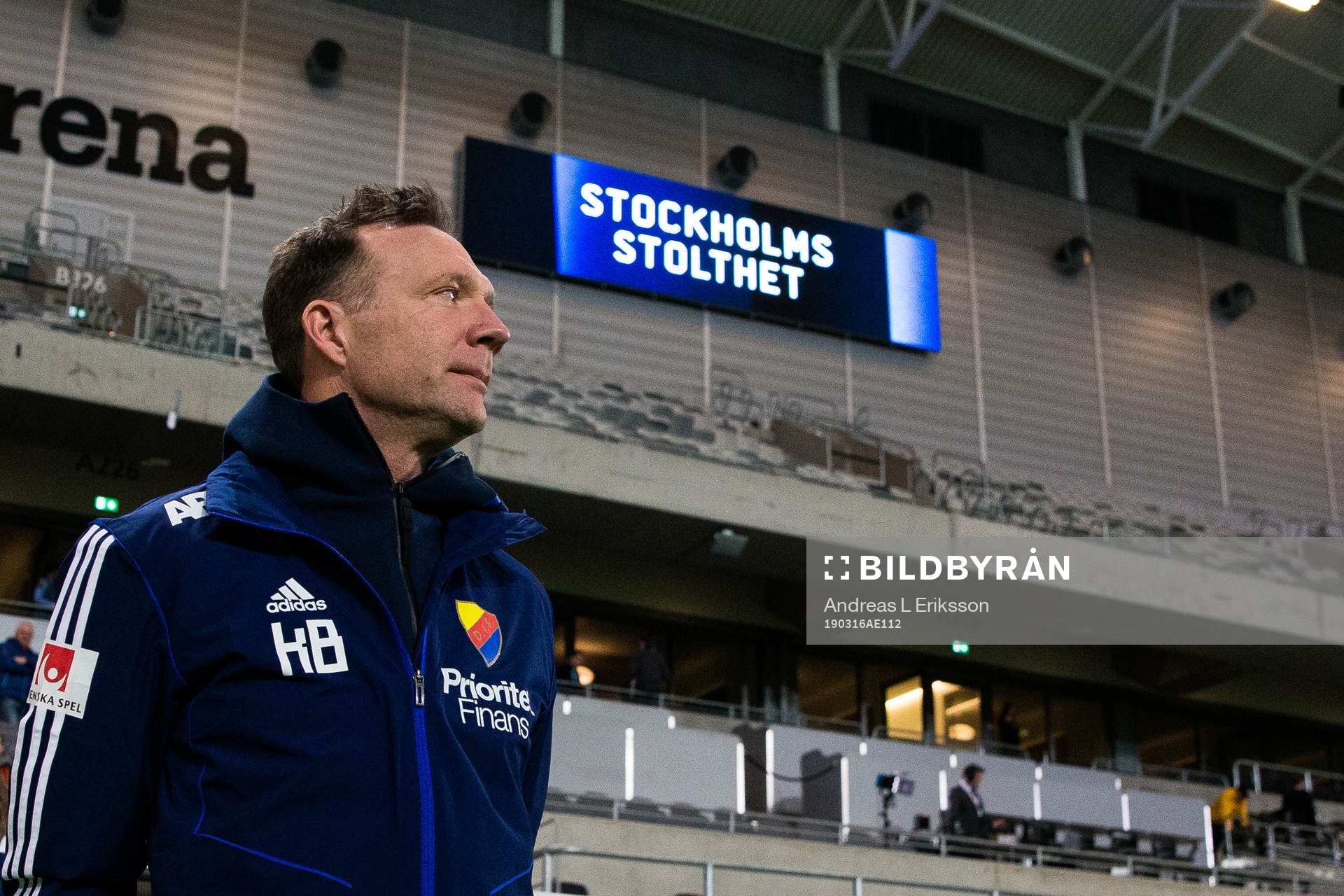 Djurgårdens tränare Kim Bergstrand innan semifinalen i